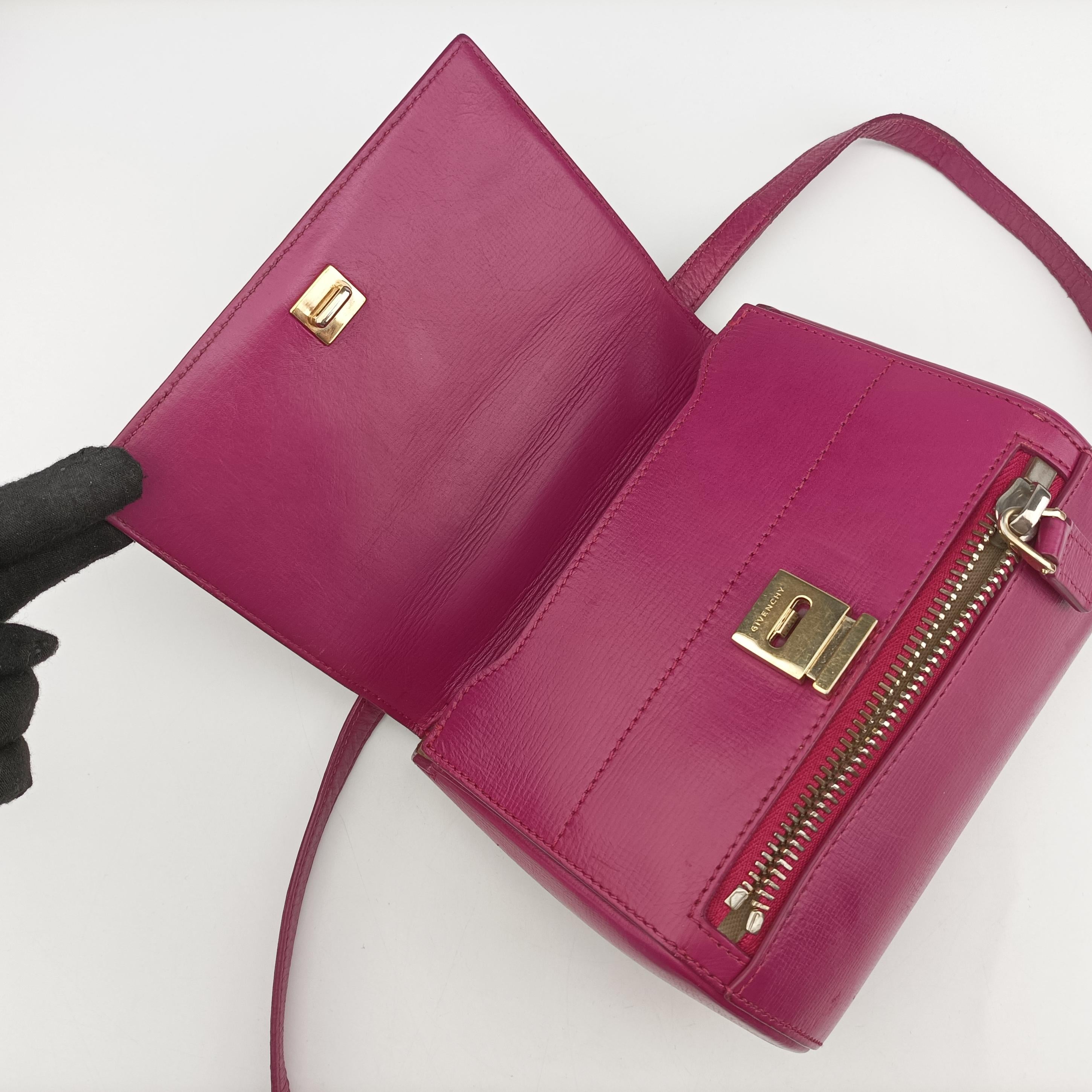 Pre-owned Givenchy Pandora Rose Leather  shoulderbag | stylenewstar