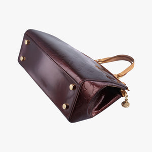 Pre-owned Louis Vuitton Brea MM Amarante Vernis M91619 shoulderbag | stylenewstar