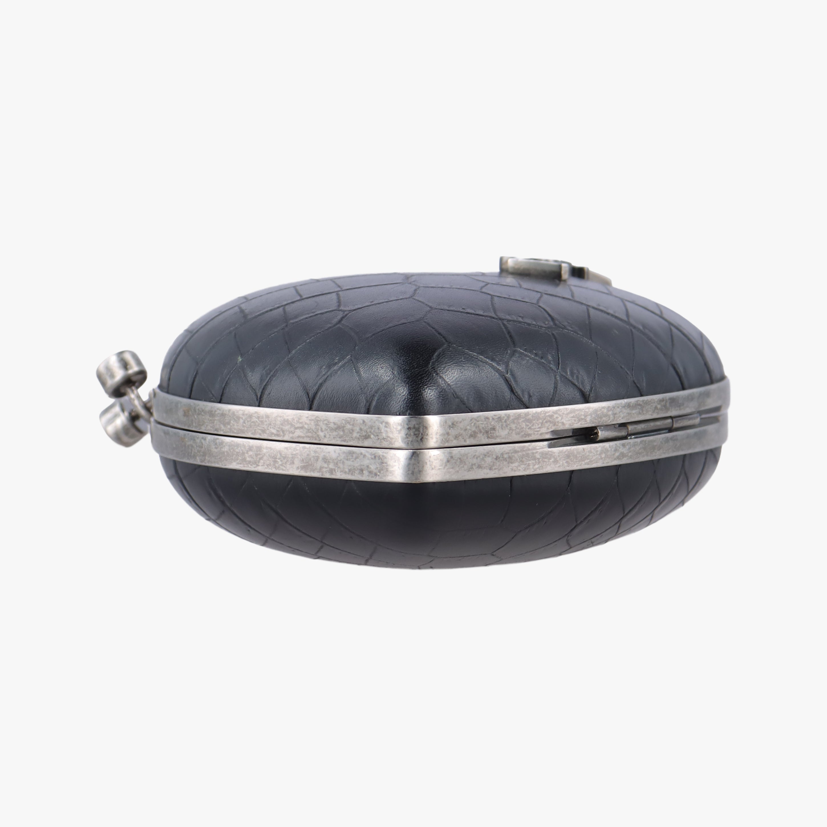 Vintage Yves Saint Laurent Love box heart Black Leather 488434 shoulderbag | stylenewstar