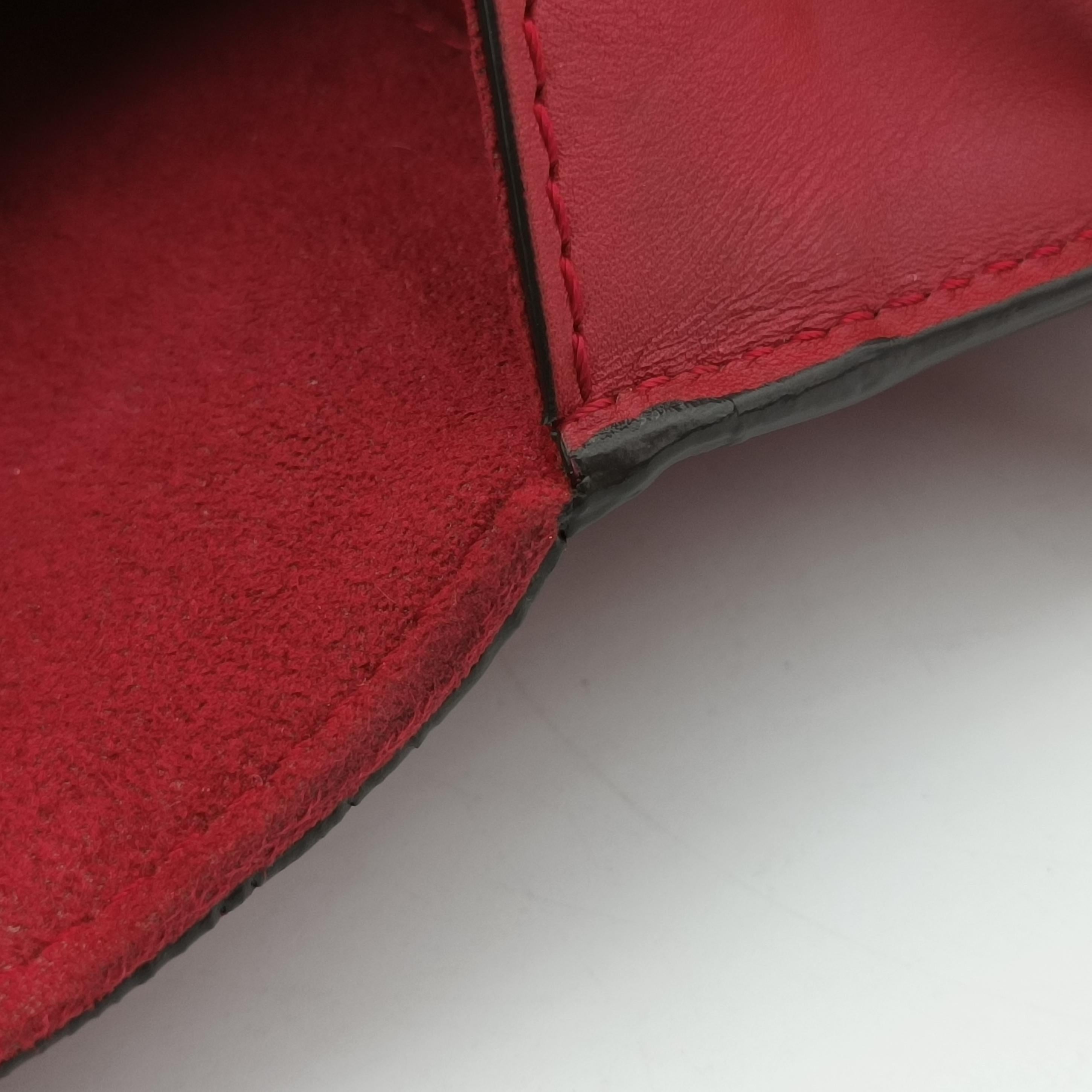 Secondhand Louis Vuitton Pochette Louise GM Red leather M94647 shoulderbag | stylenewstar