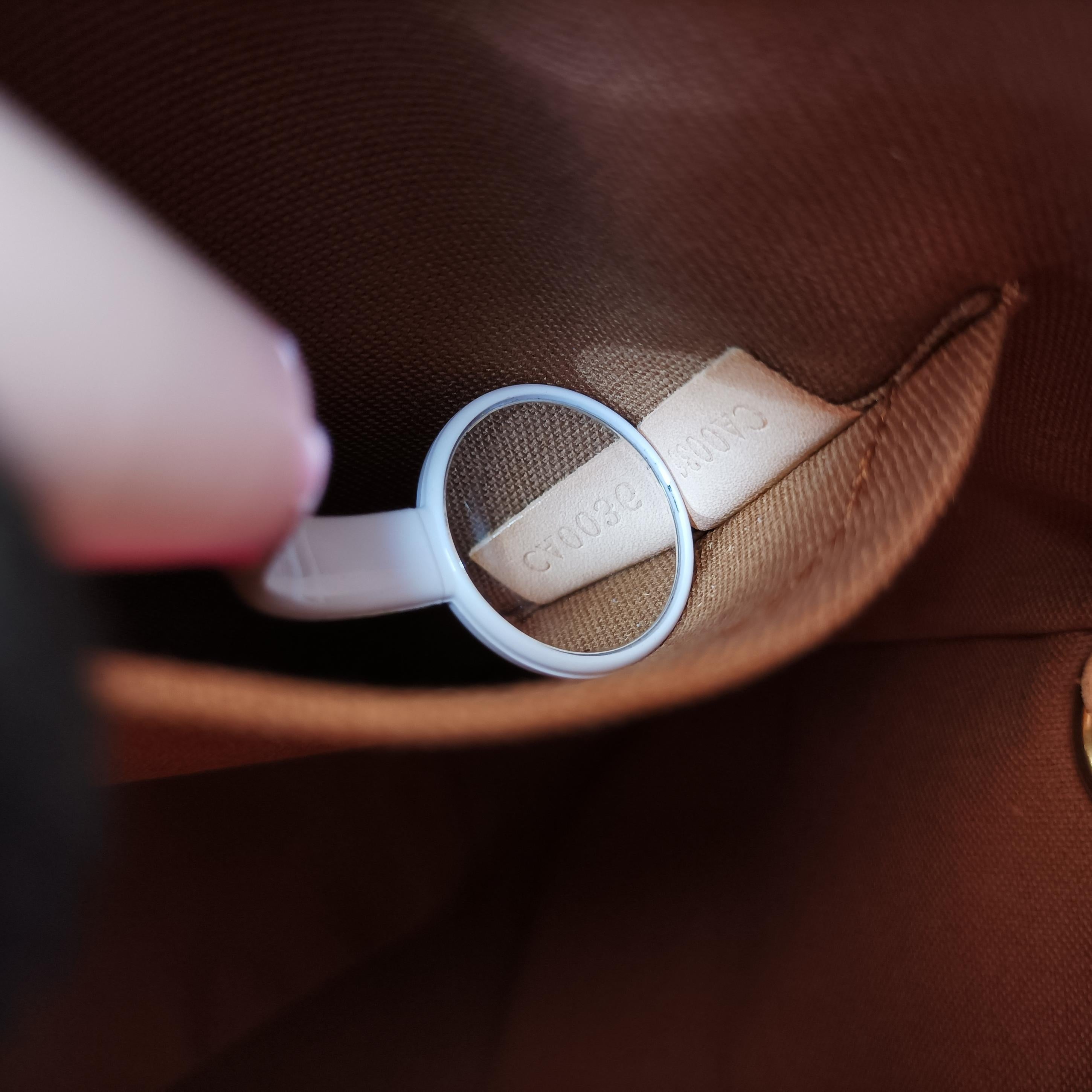 Pre-owned Louis Vuitton LOCKIT Brown Monogram Canvas M40103 handbag | stylenewstar