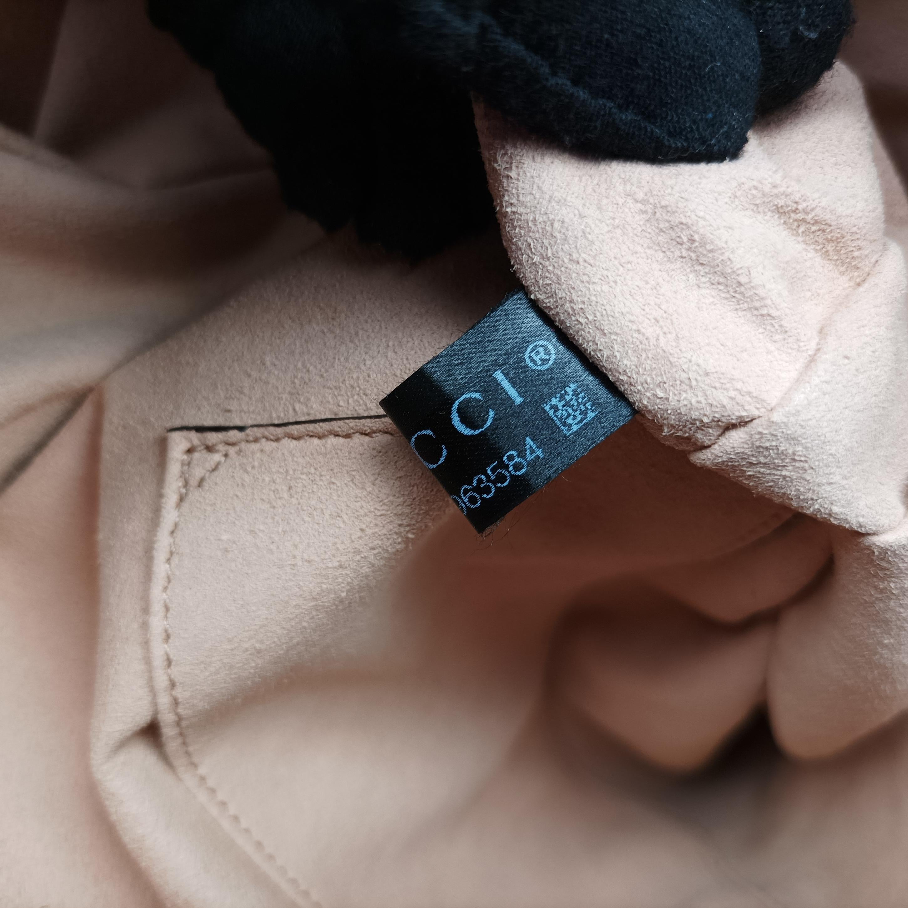 Pre-owned Gucci Rajah WEB Tiger Bucket Navy×red Suede x leather 553961 shoulderbag | stylenewstar