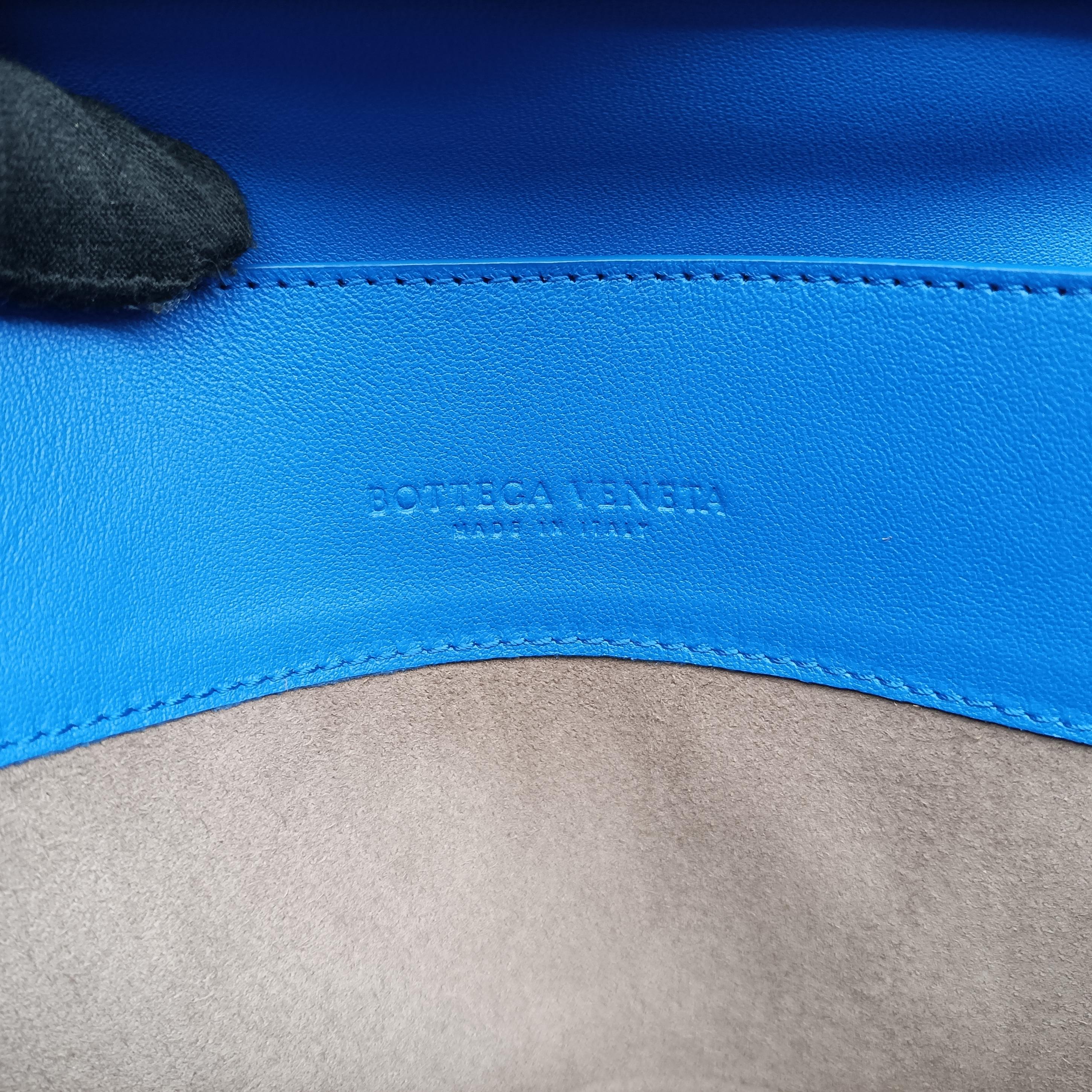 Pre-owned Bottega Veneta Intrecciato Blue lambskin  shoulderbag | stylenewstar