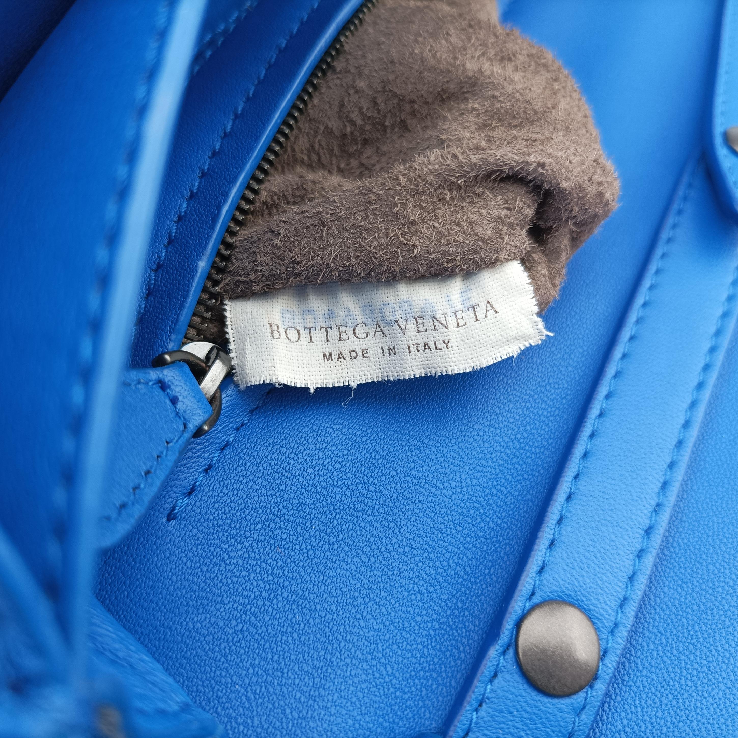 Pre-owned Bottega Veneta Intrecciato Blue lambskin  shoulderbag | stylenewstar