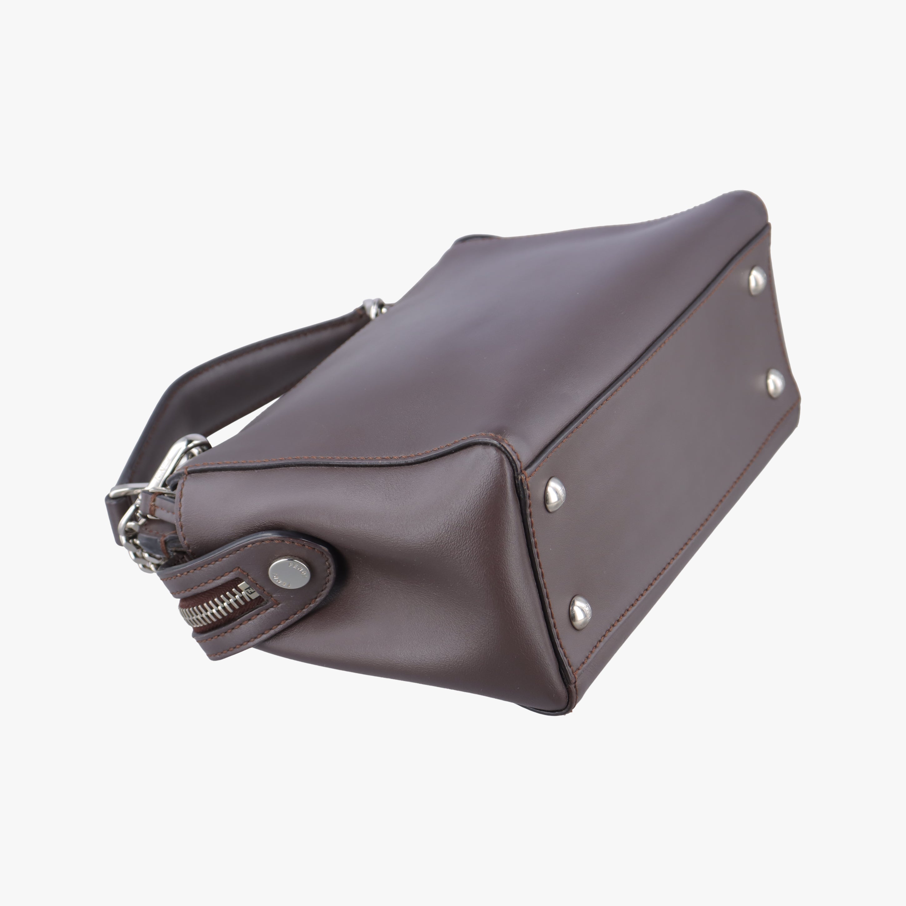 Pre-owned Fendi Dotcom Click Small Brown Leather 8BN299 shoulderbag | stylenewstar