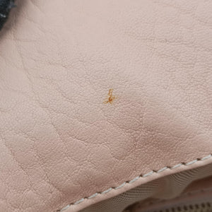 Pre-owned Fendi Mamma Baguette Pink Leather 8BR463 clutchbag | stylenewstar