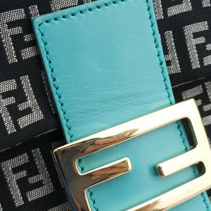 Pre-owned Fendi Mamma Baguette Beige×blue canvas×Leather 23908B shoulderbag | stylenewstar