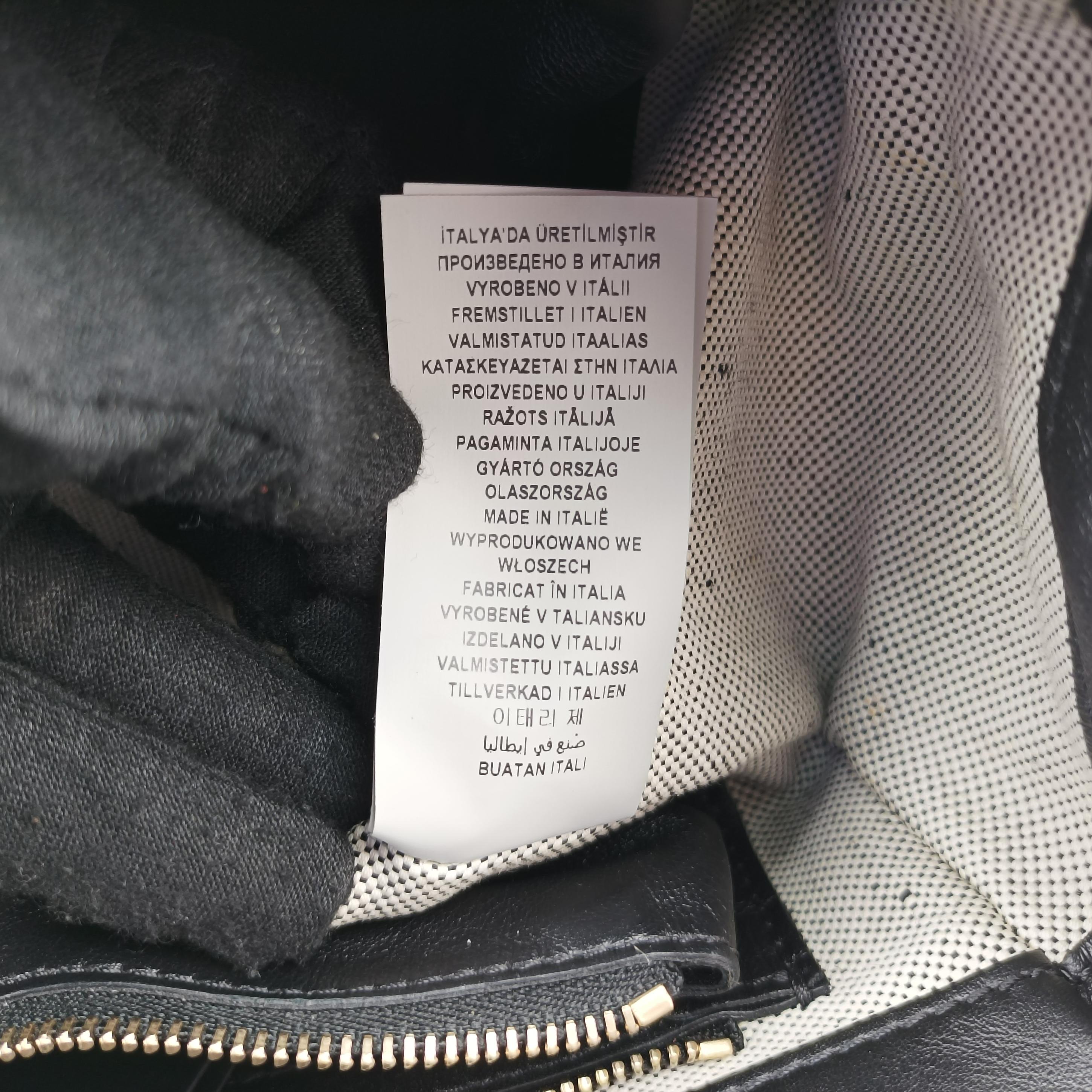 Pre-owned VERSACE Palazzo Empire Black Leather  shoulderbag | stylenewstar