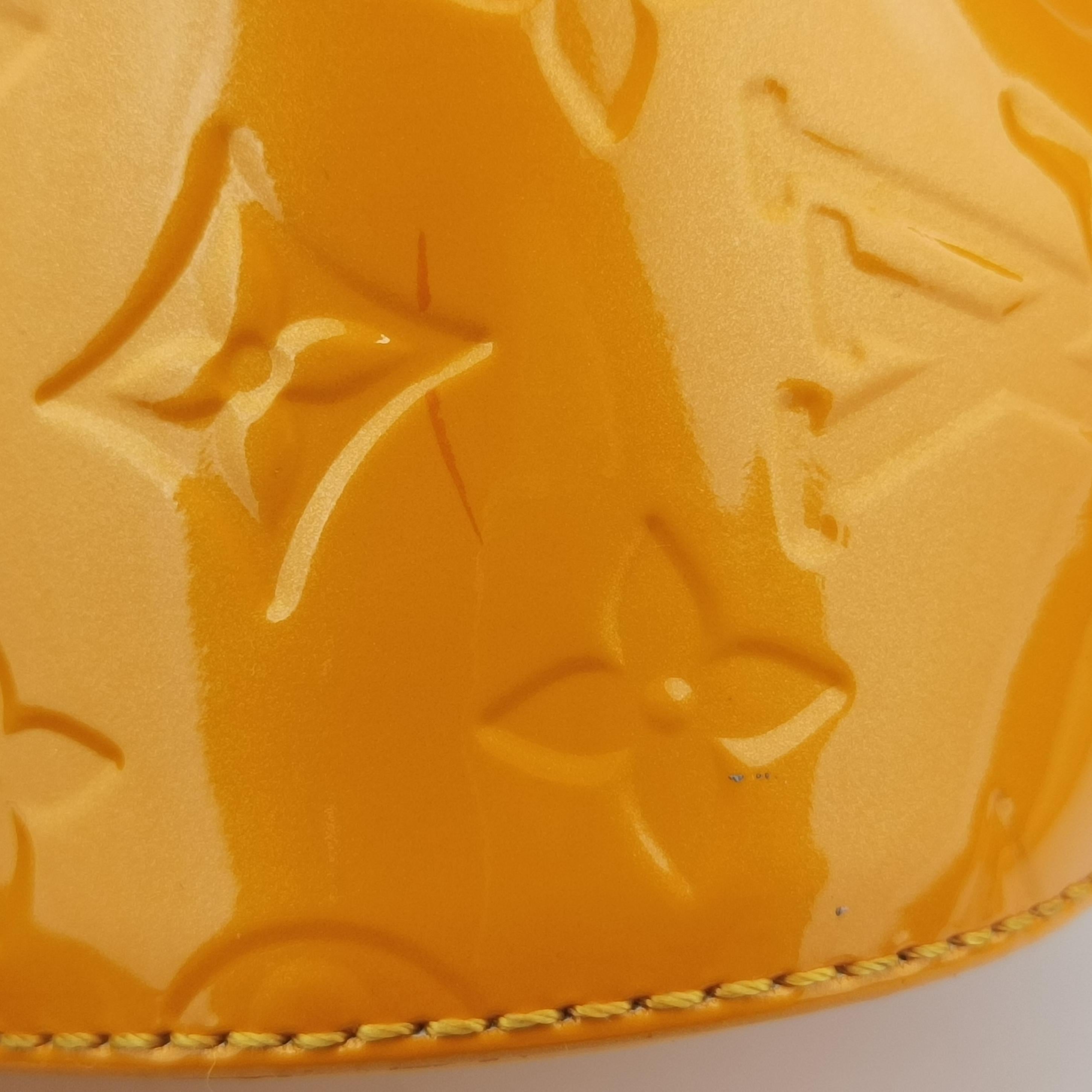 Pre-owned Louis Vuitton Bellflower PM Yellow Vernis M91731 shoulderbag | stylenewstar