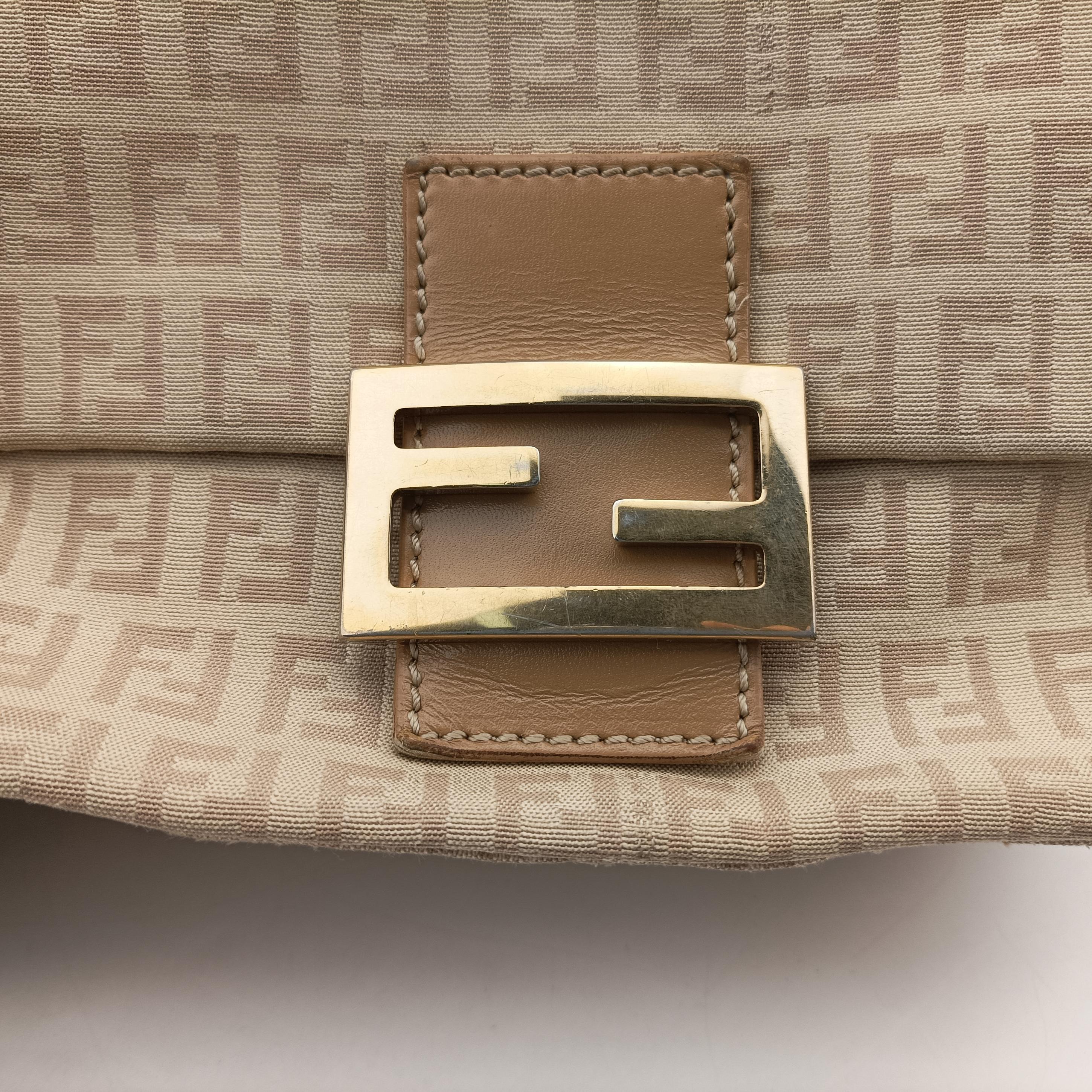 Pre-owned Fendi Baguette Beige Jacquard 8BR180 shoulderbag | stylenewstar