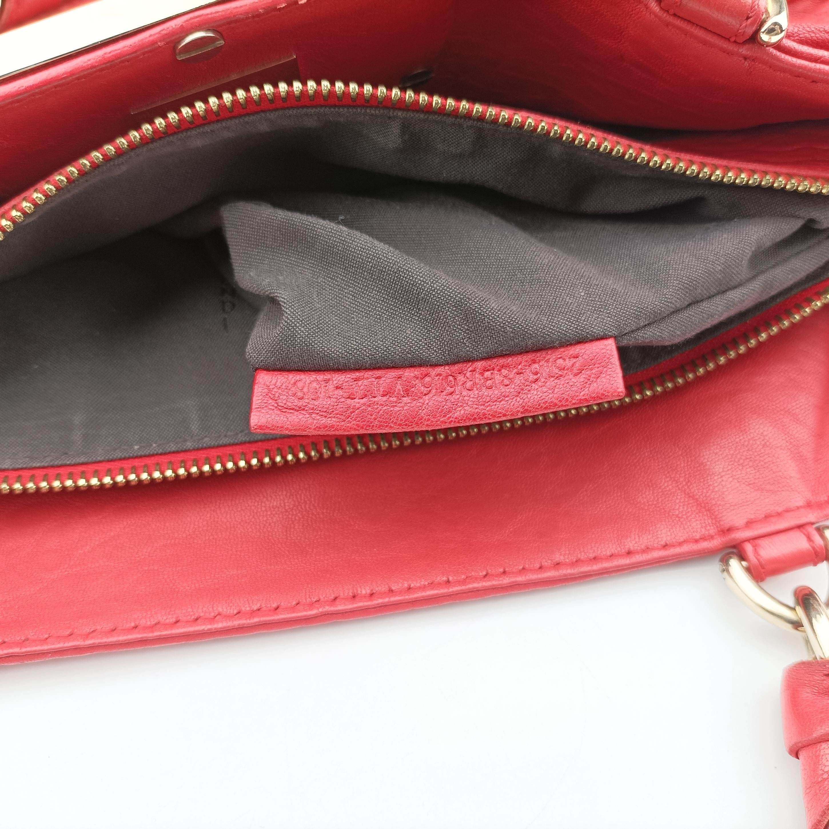 Pre-owned Fendi Mia Red Leather 8BR616 shoulderbag | stylenewstar