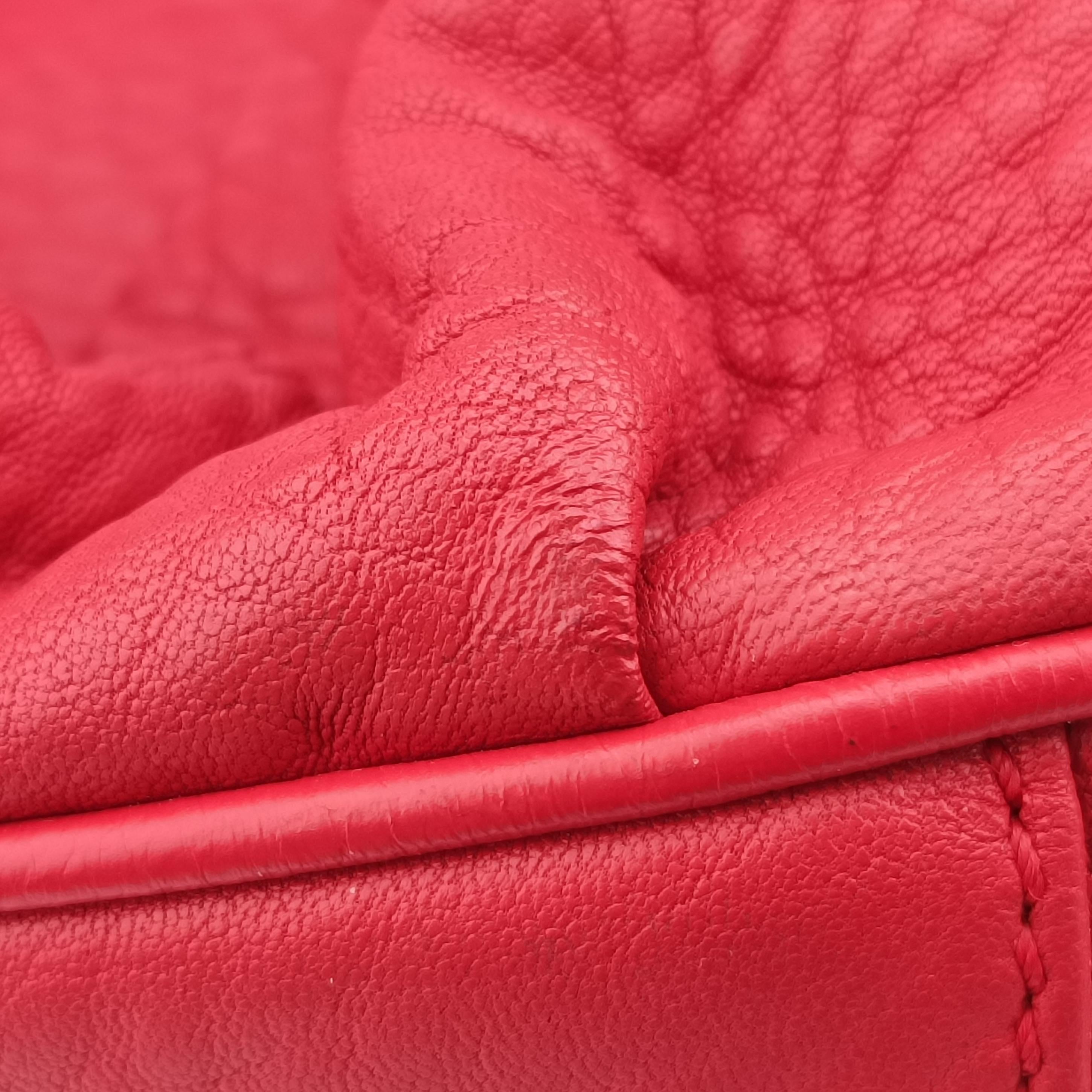 Pre-owned Fendi Mia Red Leather 8BR616 shoulderbag | stylenewstar