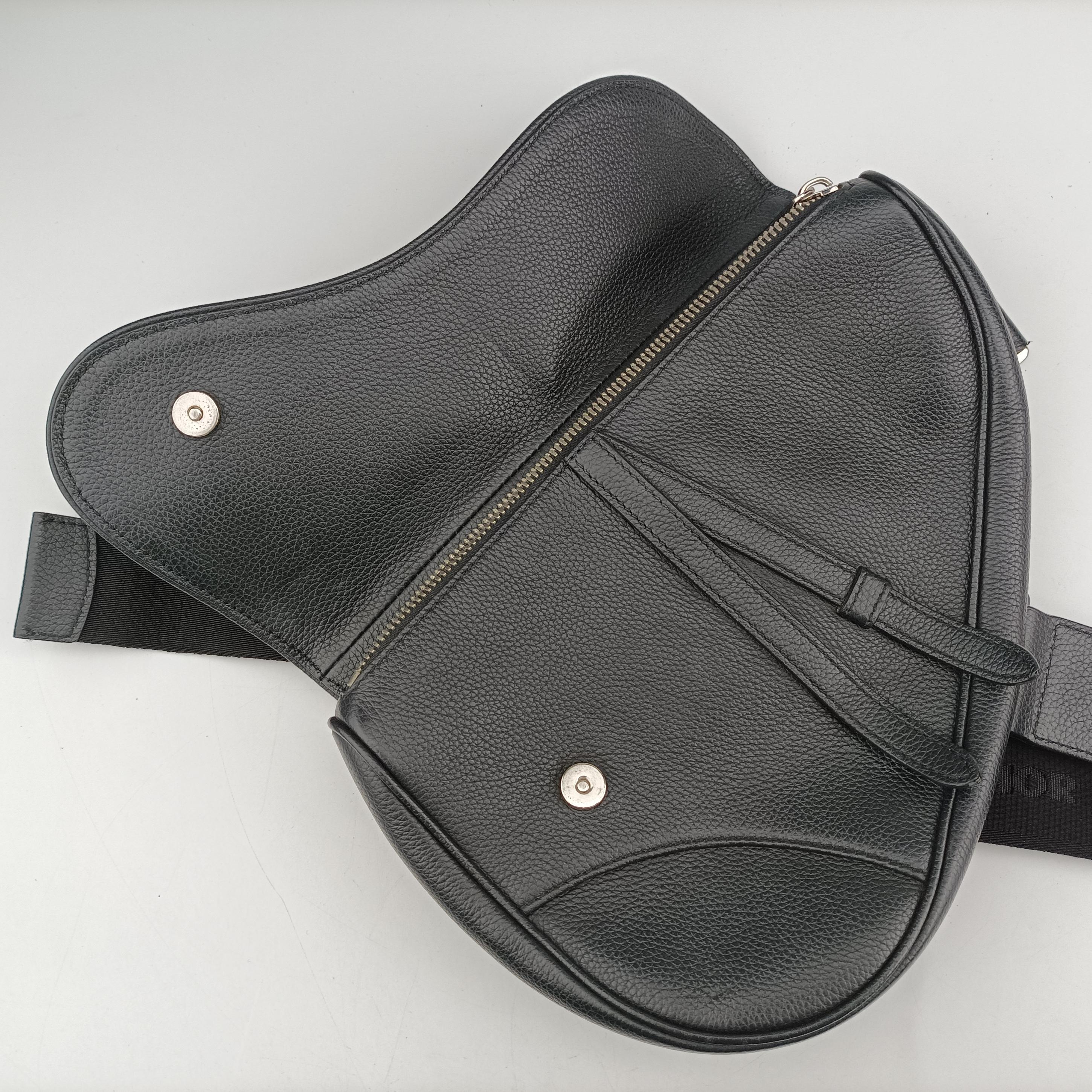 Secondhand Christian Dior Saddle Black leather  crossbodybag | stylenewstar