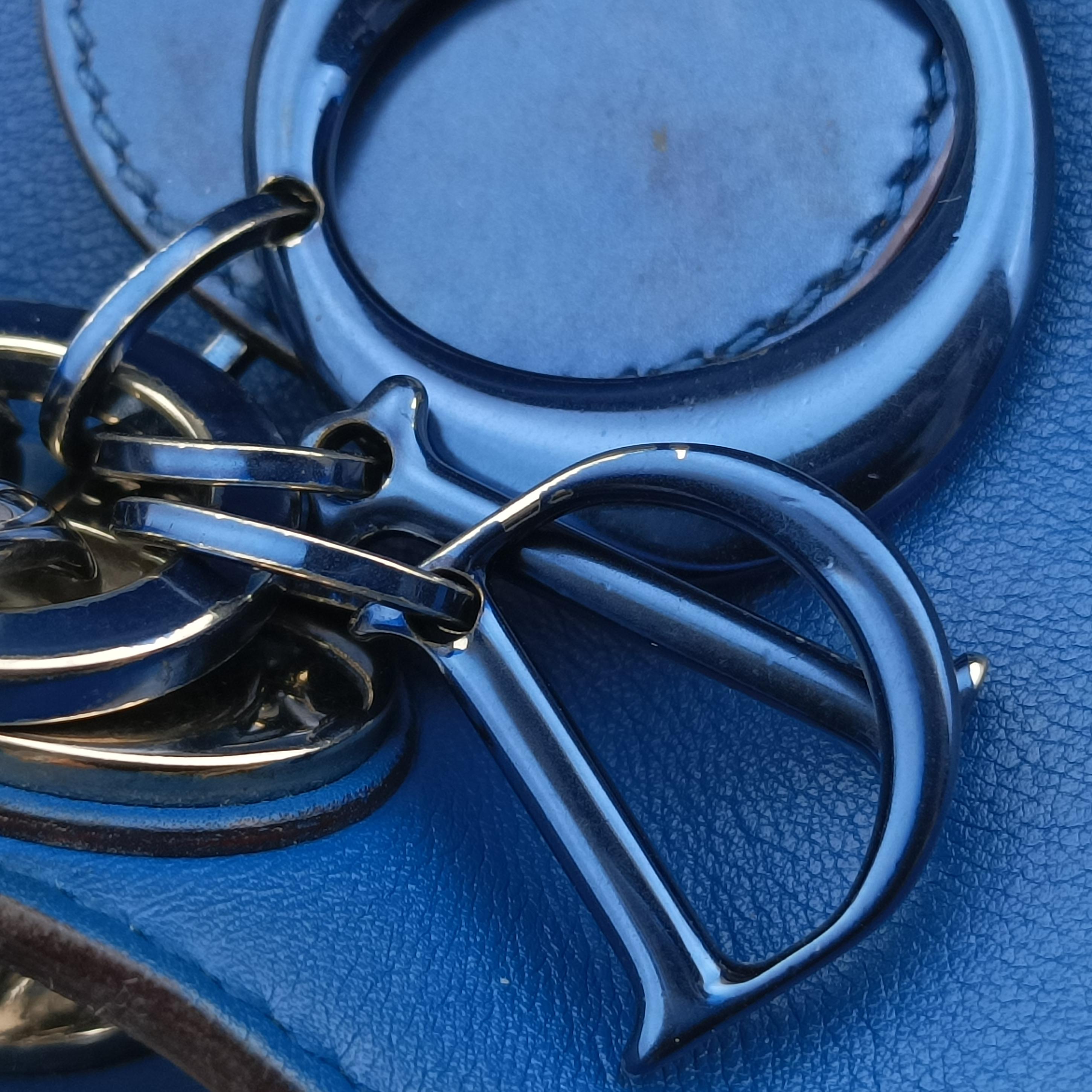 Pre-owned Christian Dior Diorissimo Blue Leather  shoulderbag | stylenewstar