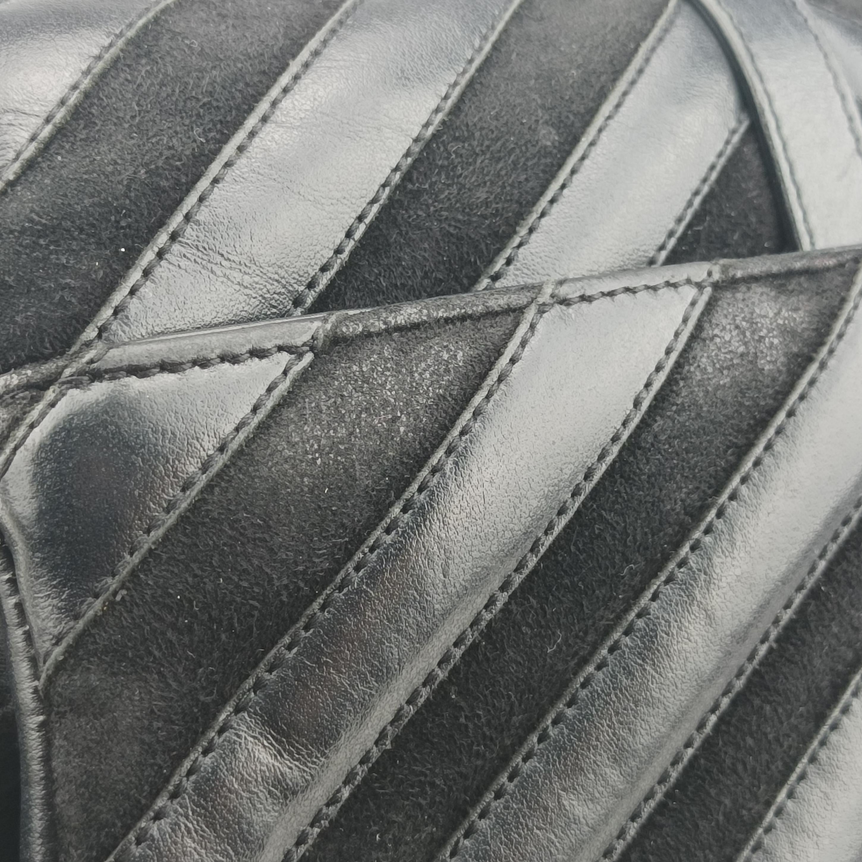 Pre-owned Yves Saint Laurent COLLEGE Black Leather x Suede 428056 shoulderbag | stylenewstar