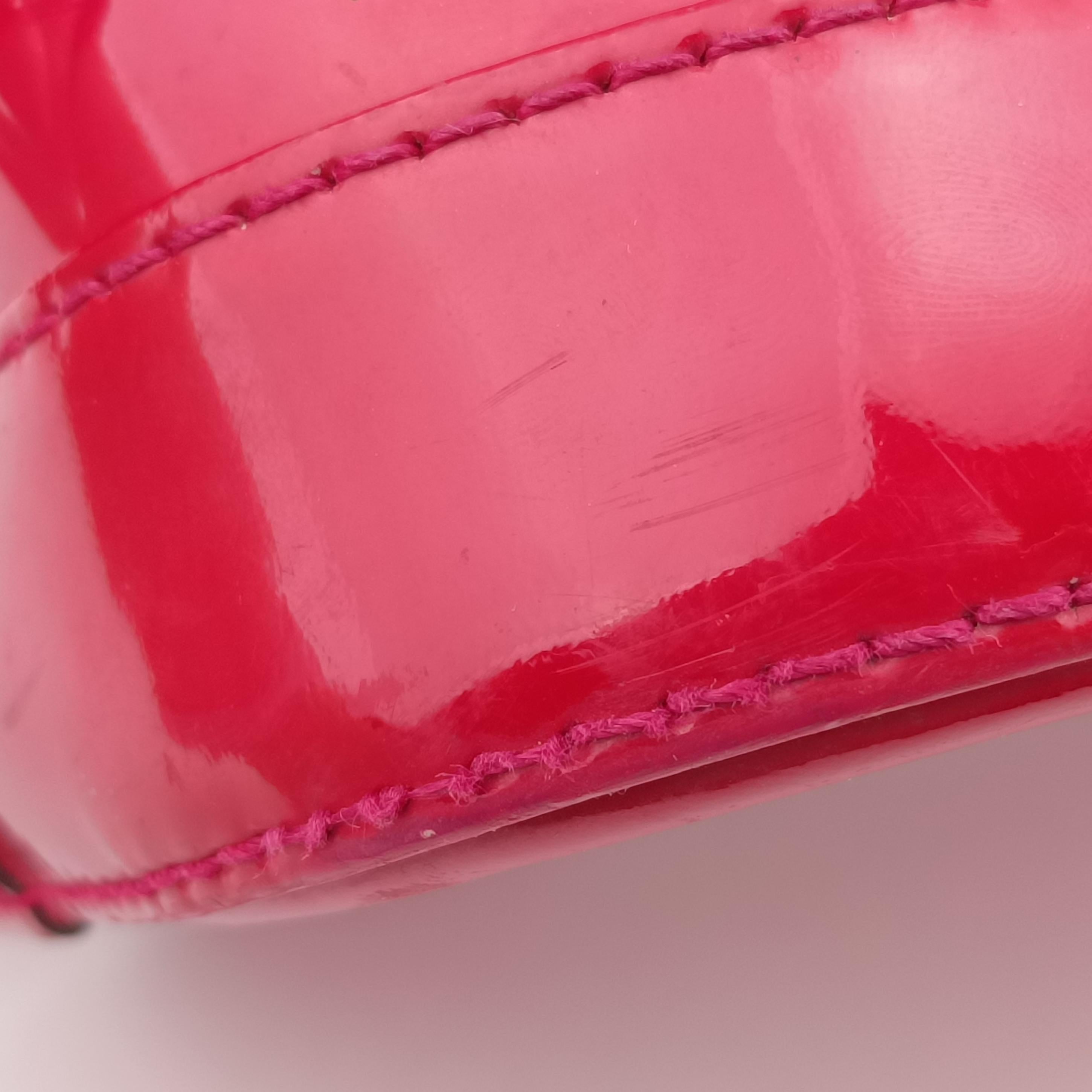 Pre-owned Louis Vuitton Alma PM pomme d'amour Vernis M90096 handbag | stylenewstar