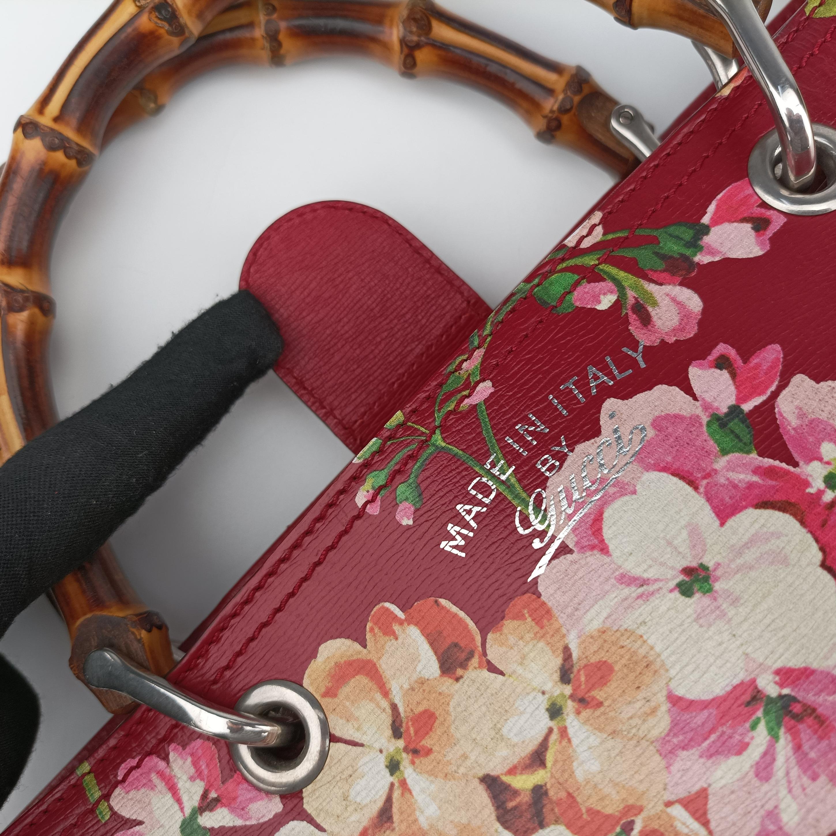 Secondhand Gucci Bamboo Shopper Red×Multicolour Leather 323660 handbag | stylenewstar