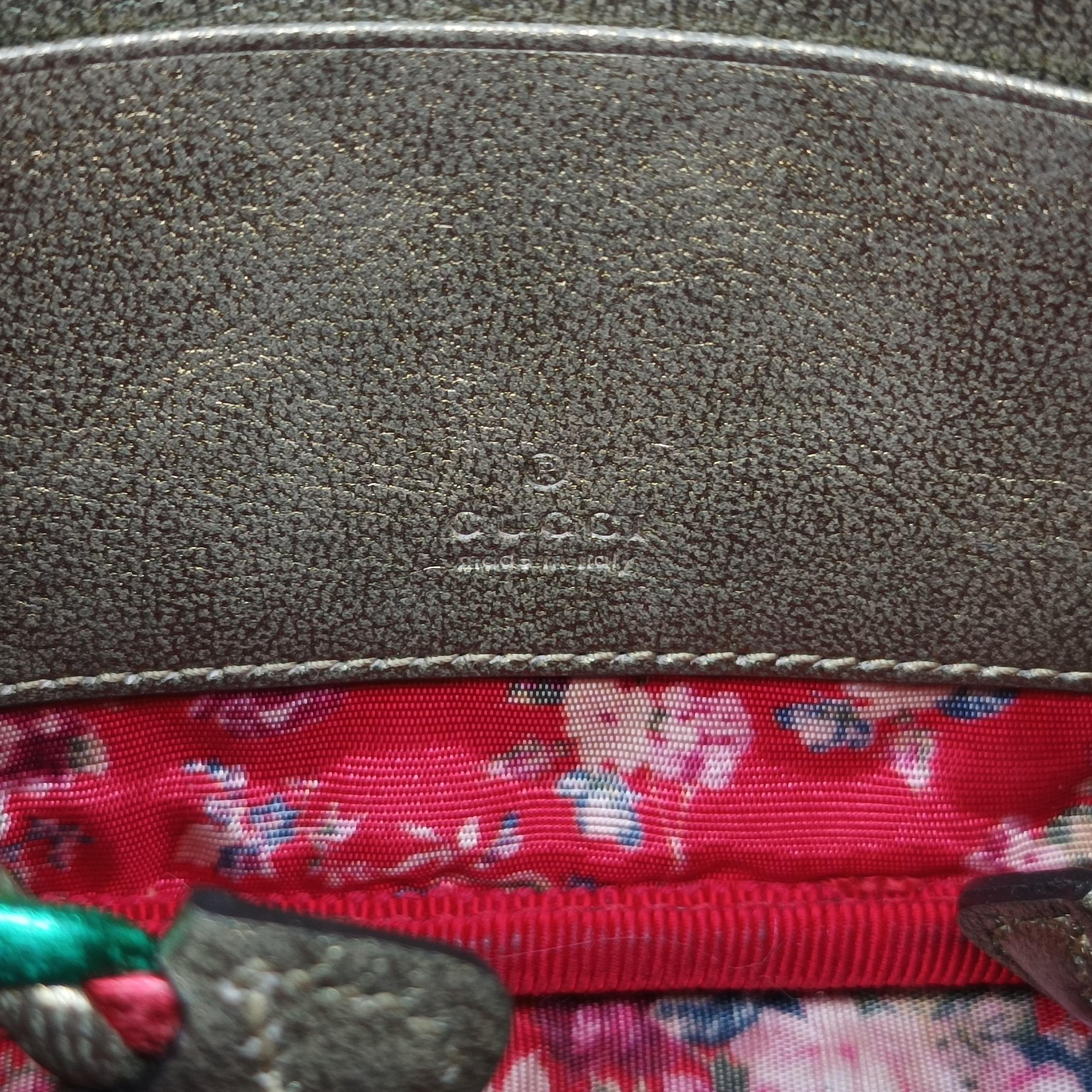 Vintage Gucci Laminate Red×Green Leather 534951 shoulderbag | stylenewstar