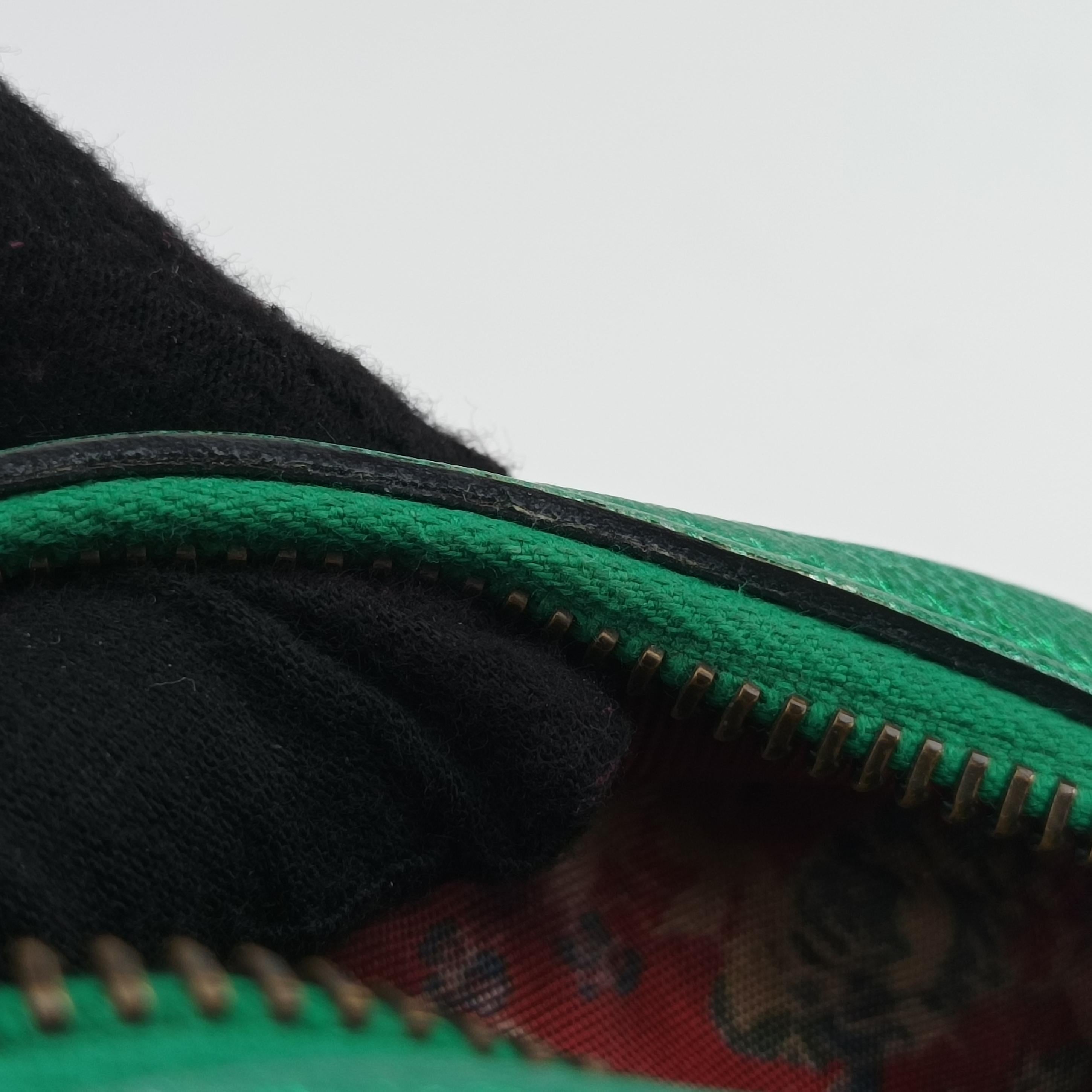 Vintage Gucci Laminate Red×Green Leather 534951 shoulderbag | stylenewstar