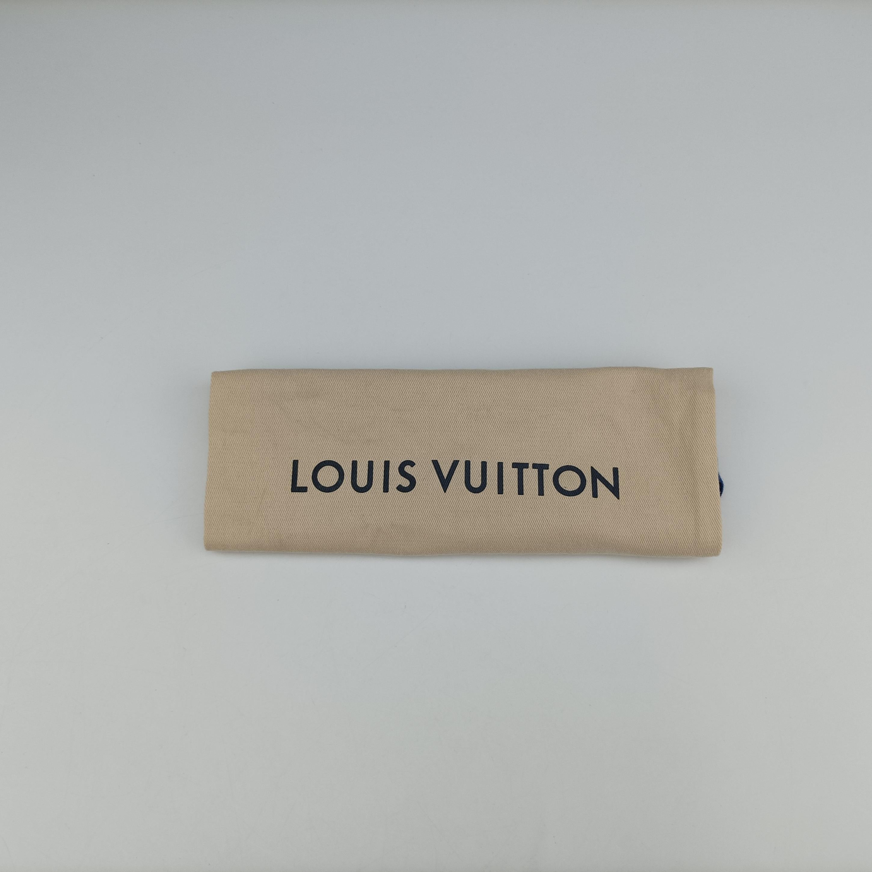 Pre-owned Louis Vuitton LV Crafty Boite Chapeau Soupour CREME ROUGE Monogram Giant M45366 shoulderbag | stylenewstar