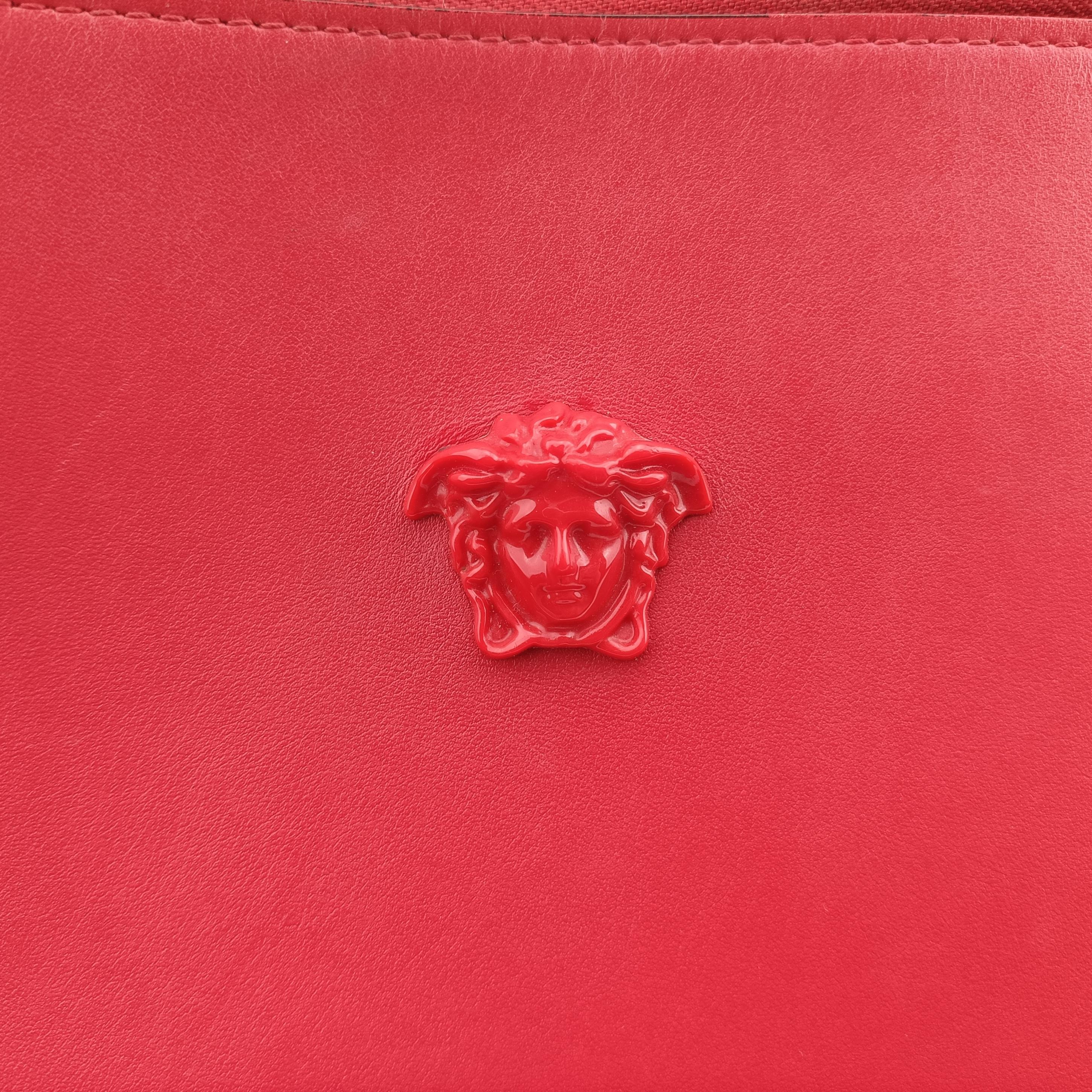 Secondhand VERSACE La Medusa Red Leather  shoulderbag | stylenewstar