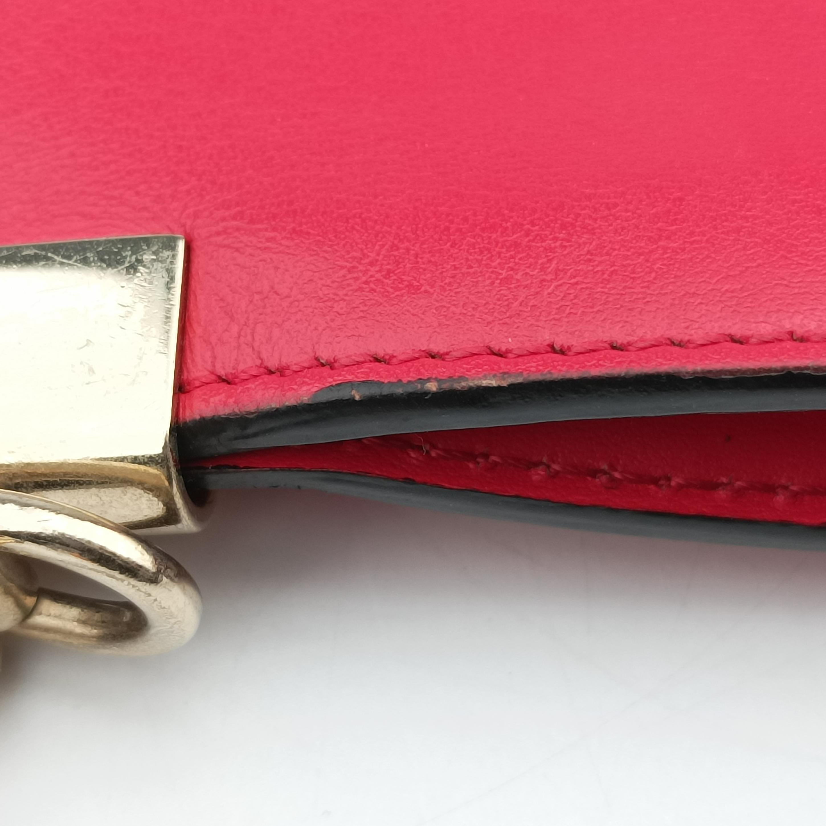 Secondhand VERSACE La Medusa Red Leather  shoulderbag | stylenewstar