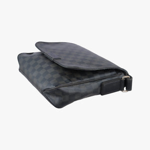 Pre-owned Louis Vuitton DANIEL MM Noir Damier GRAPHITE N41260 shoulderbag | stylenewstar
