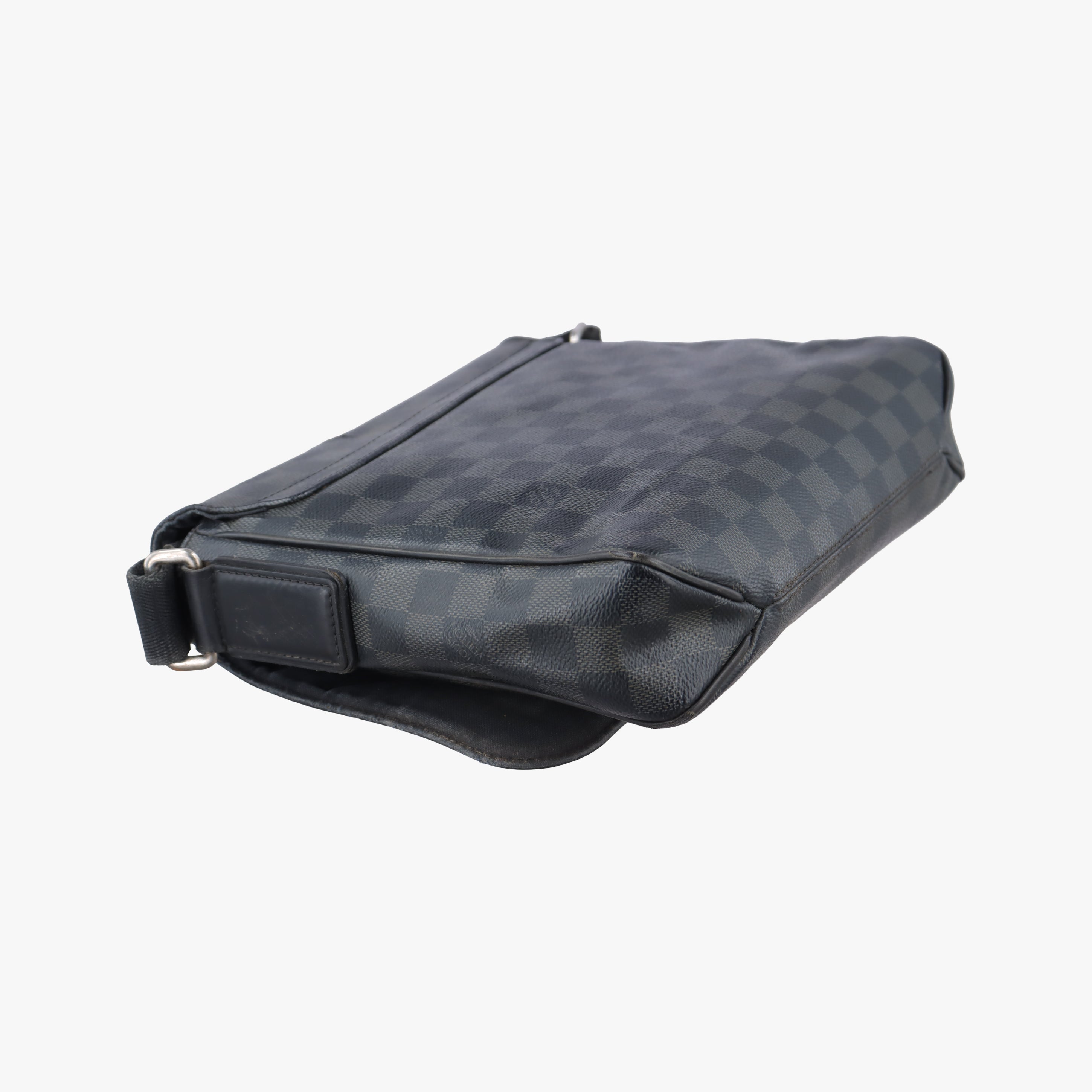 Pre-owned Louis Vuitton DANIEL MM Noir Damier GRAPHITE N41260 shoulderbag | stylenewstar