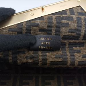 Pre-owned Fendi First small Brown Leather 8BP129 shoulderbag | stylenewstar