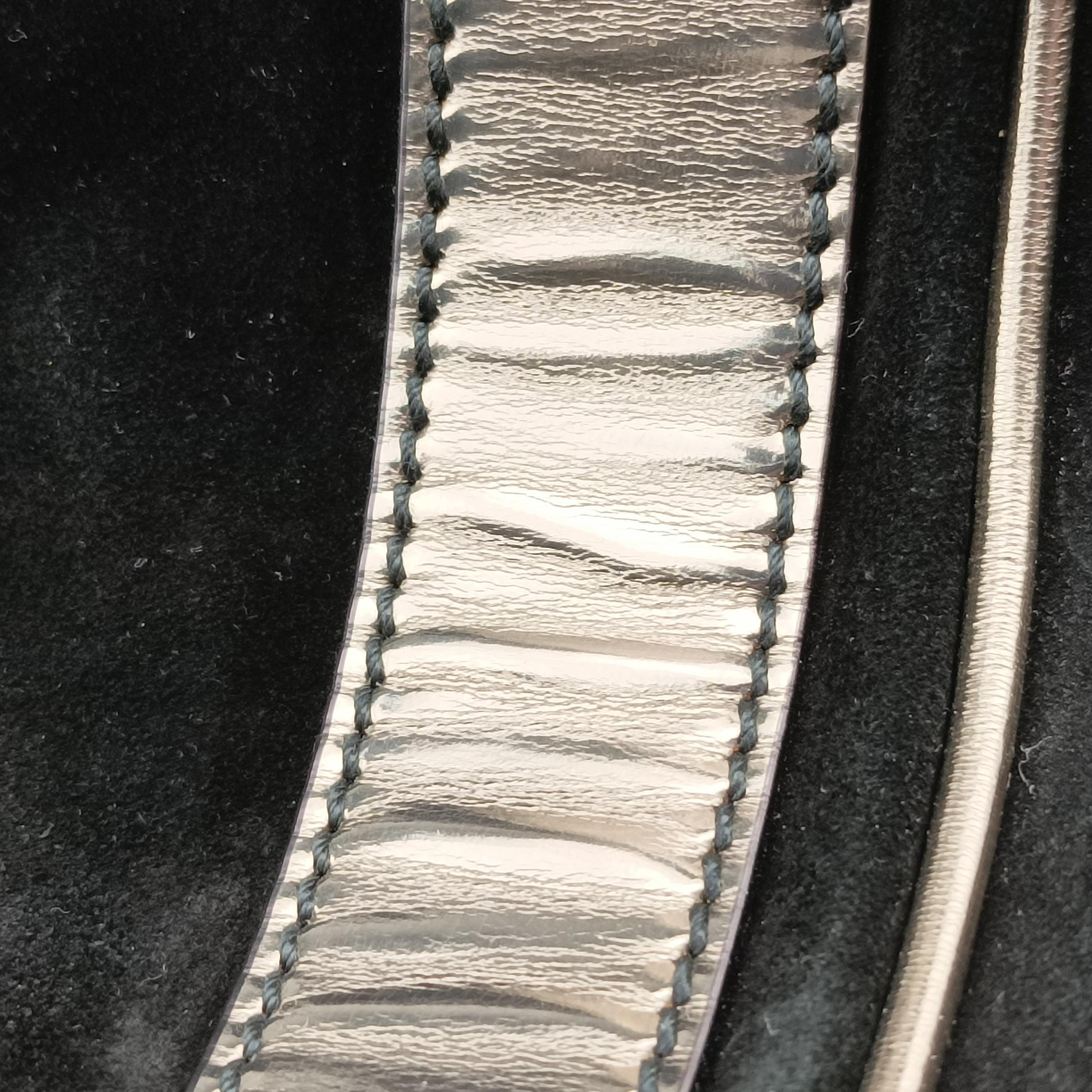 Pre-owned Dolce & Gabbana Tote Black × Gold Suede × Leather  shoulderbag | stylenewstar