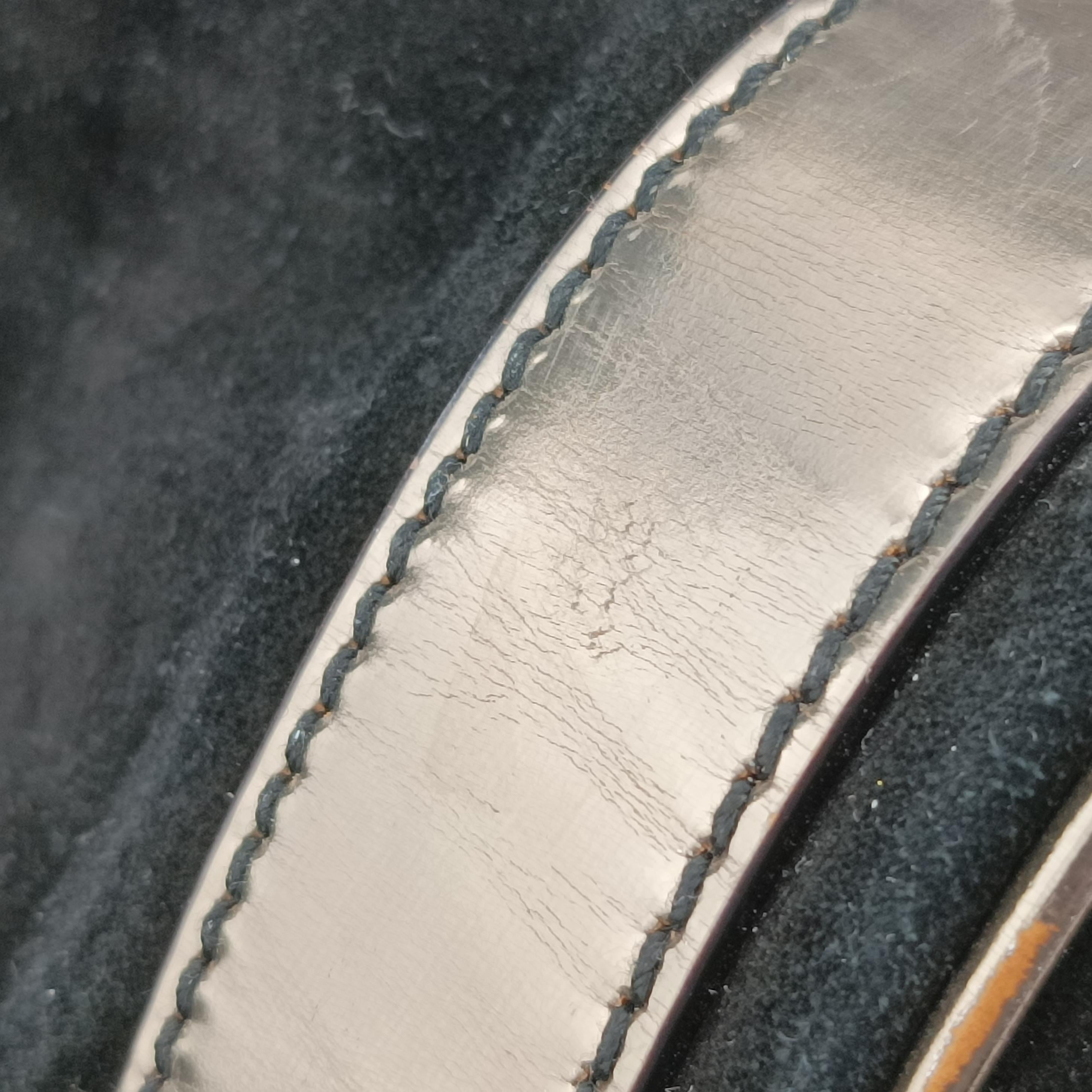 Pre-owned Dolce & Gabbana Tote Black × Gold Suede × Leather  shoulderbag | stylenewstar