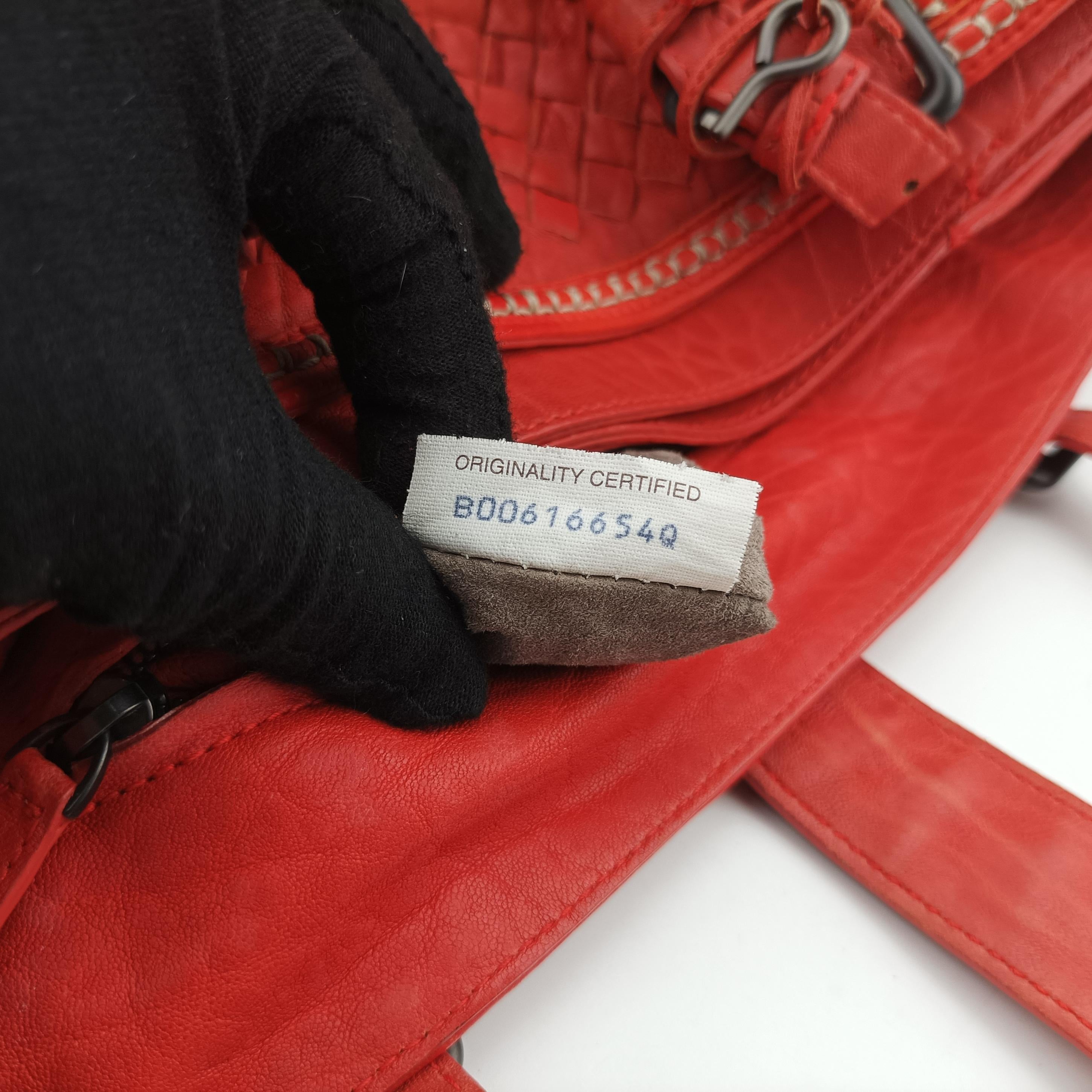 Pre-owned Bottega Veneta Roma  Stitch Intrecciato Red Lambskin  handbag | stylenewstar