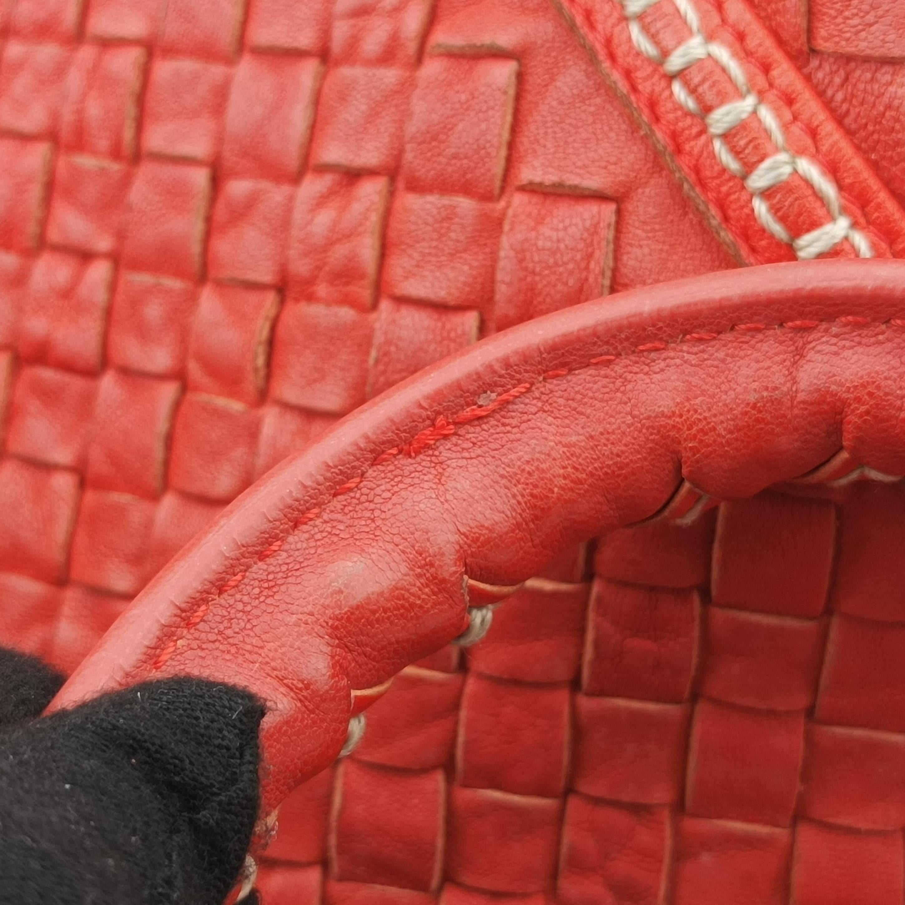 Pre-owned Bottega Veneta Roma  Stitch Intrecciato Red Lambskin  handbag | stylenewstar