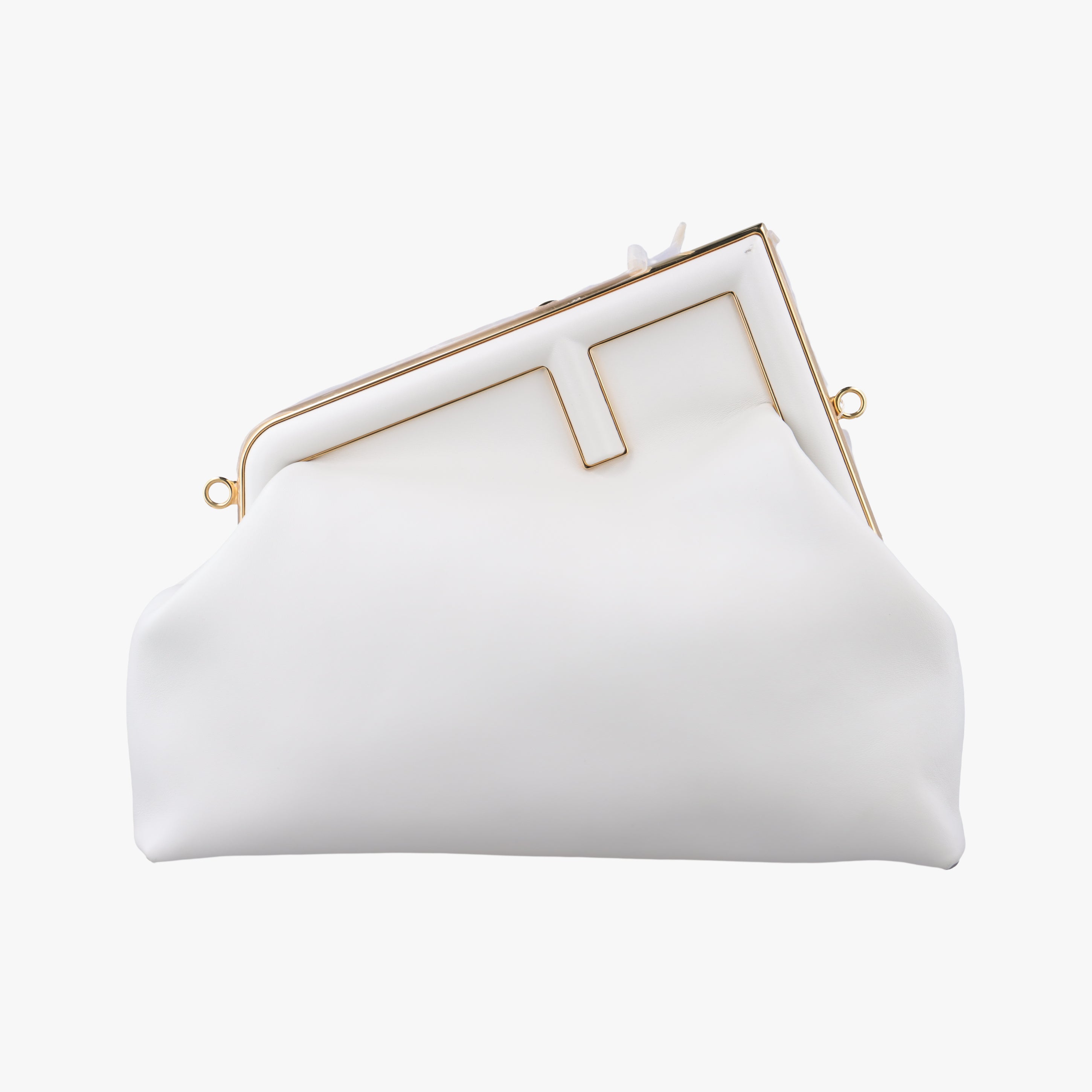 Pre-owned Fendi First middle White Leather 8BP127 shoulderbag | stylenewstar