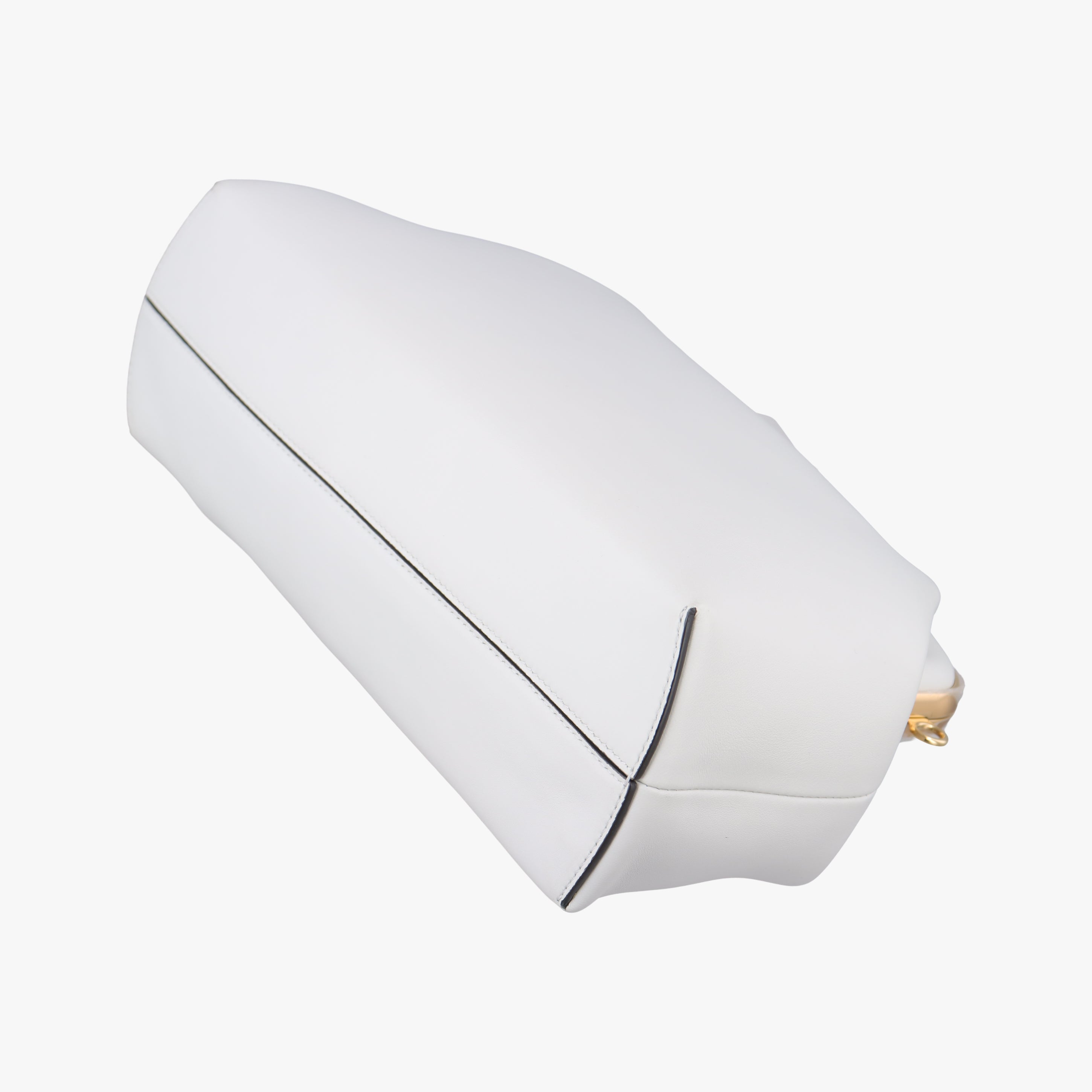 Pre-owned Fendi First middle White Leather 8BP127 shoulderbag | stylenewstar