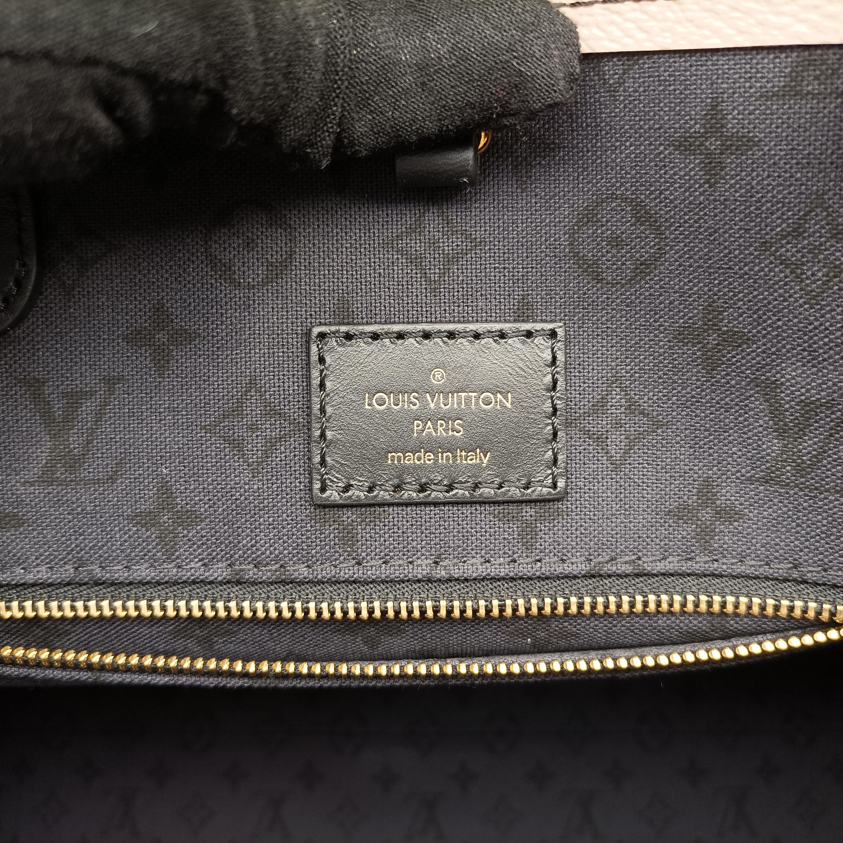 Pre-owned Louis Vuitton Crafty OnTheGo GM Crème Rouge Monogram Giant M45358 shoulderbag | stylenewstar