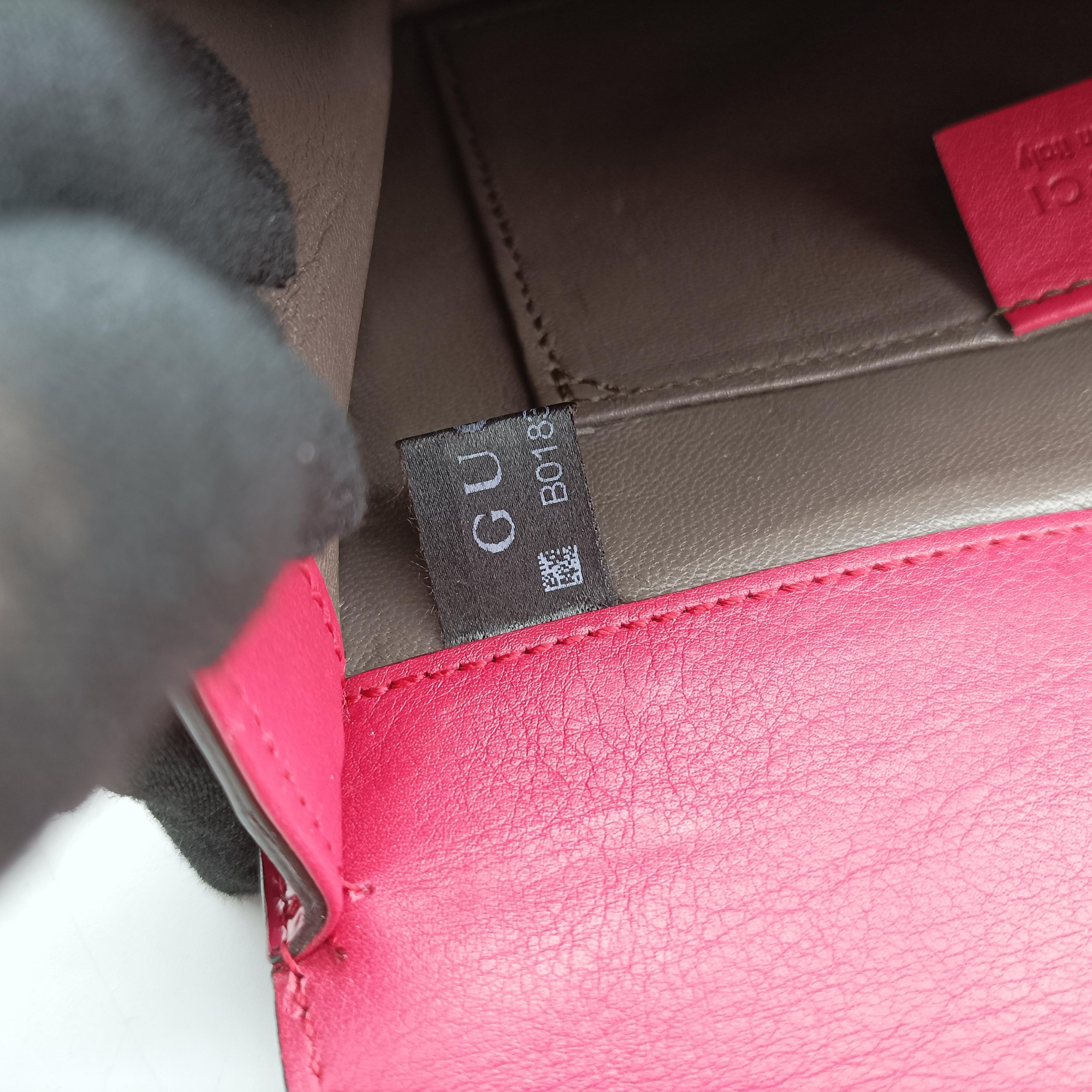 Vintage Gucci Interlocking G Red Patent Leather 387609 shoulderbag | stylenewstar