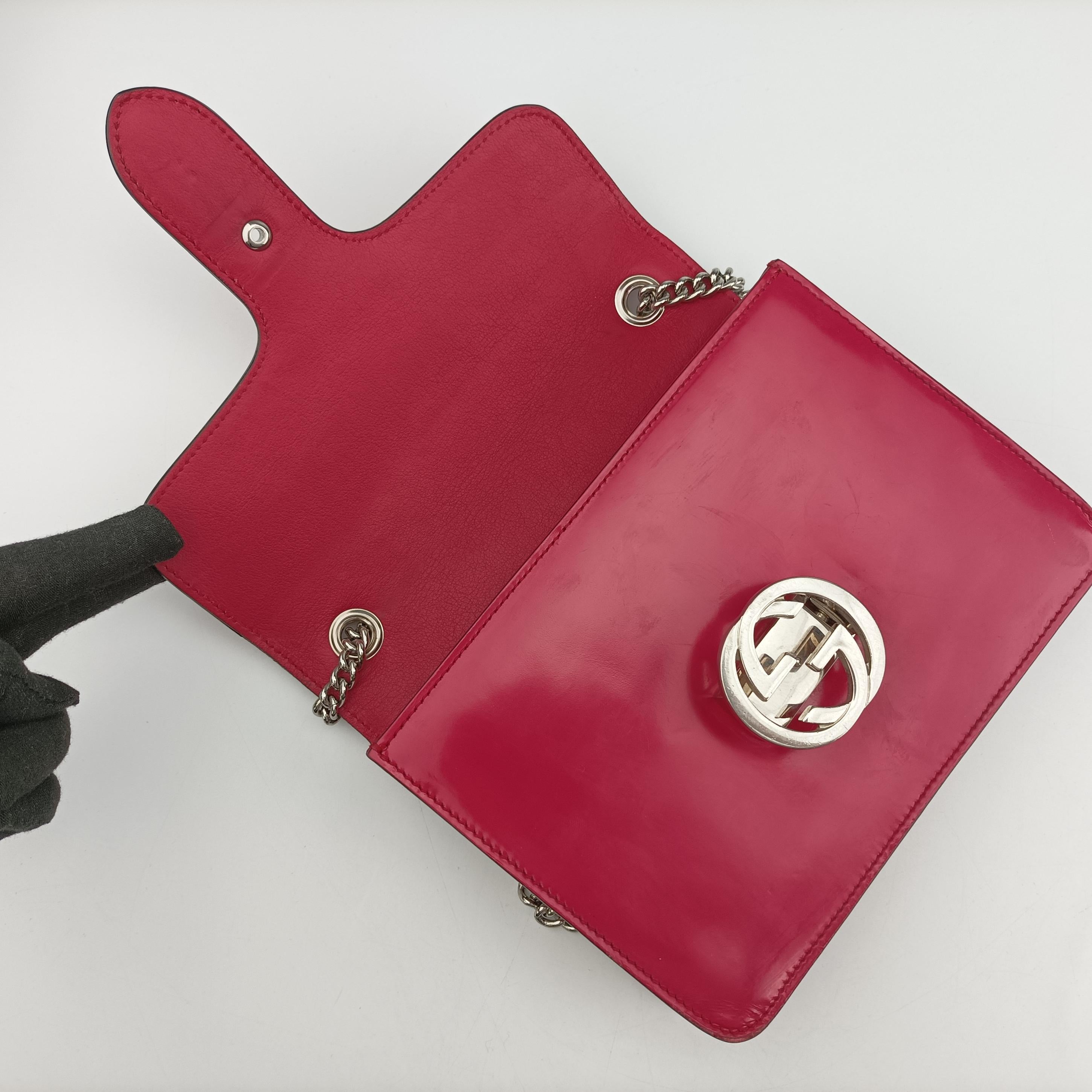 Vintage Gucci Interlocking G Red Patent Leather 387609 shoulderbag | stylenewstar