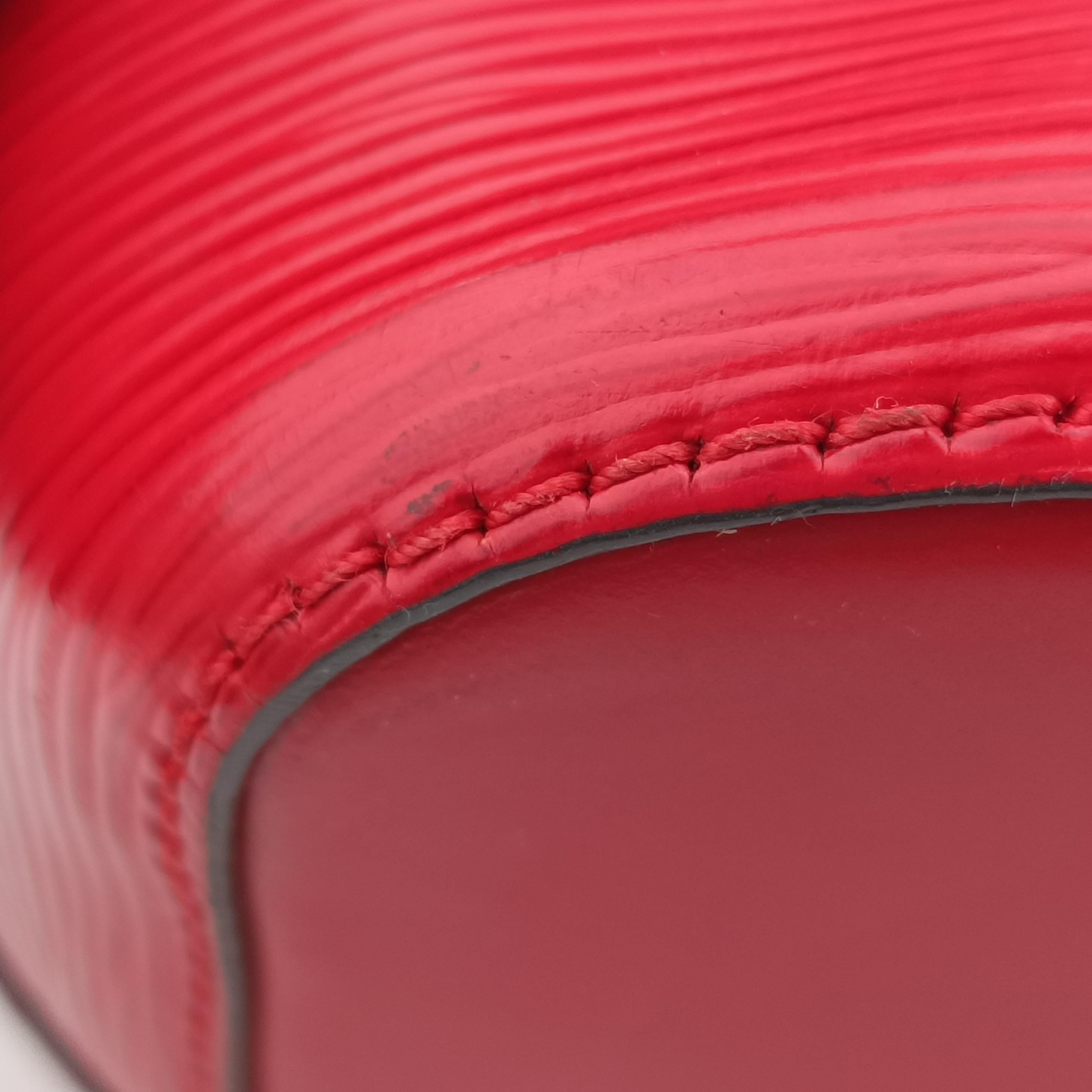 Secondhand Louis Vuitton NéONOé COQUELICOT Epi M54365 shoulderbag | stylenewstar