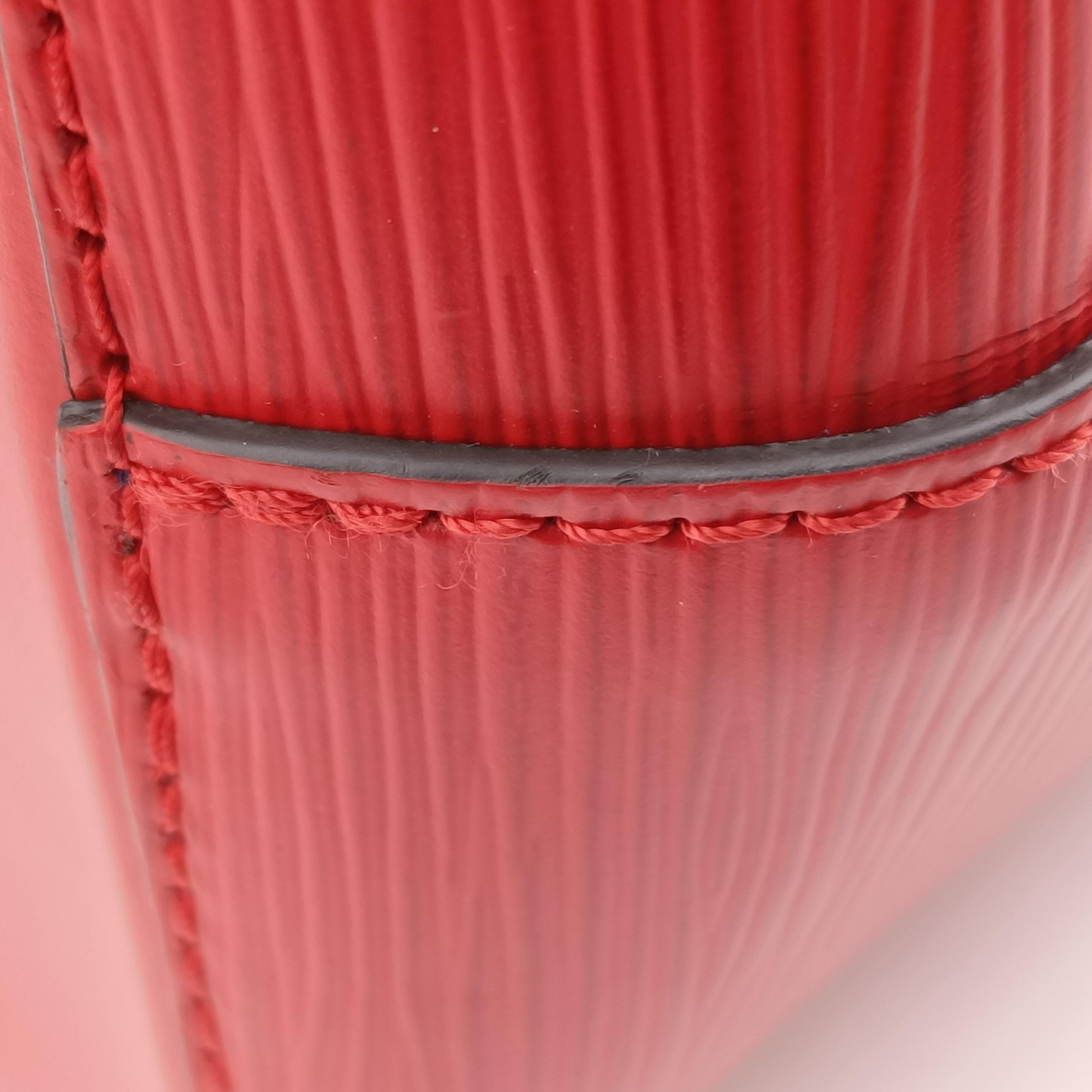 Secondhand Louis Vuitton NéONOé COQUELICOT Epi M54365 shoulderbag | stylenewstar