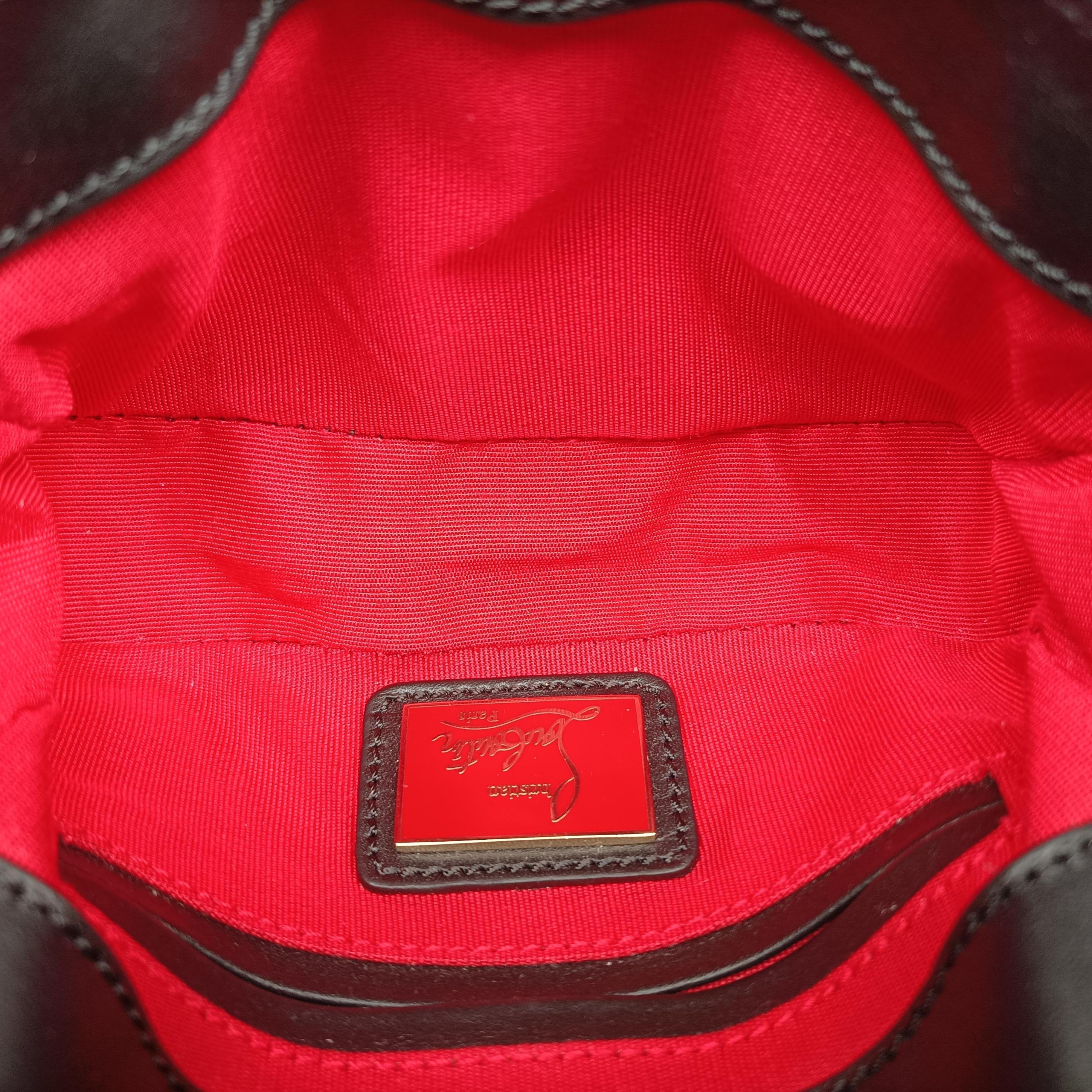 Pre-owned Christian Louboutin Wheat Charity Chain Black Leather  shoulderbag | stylenewstar