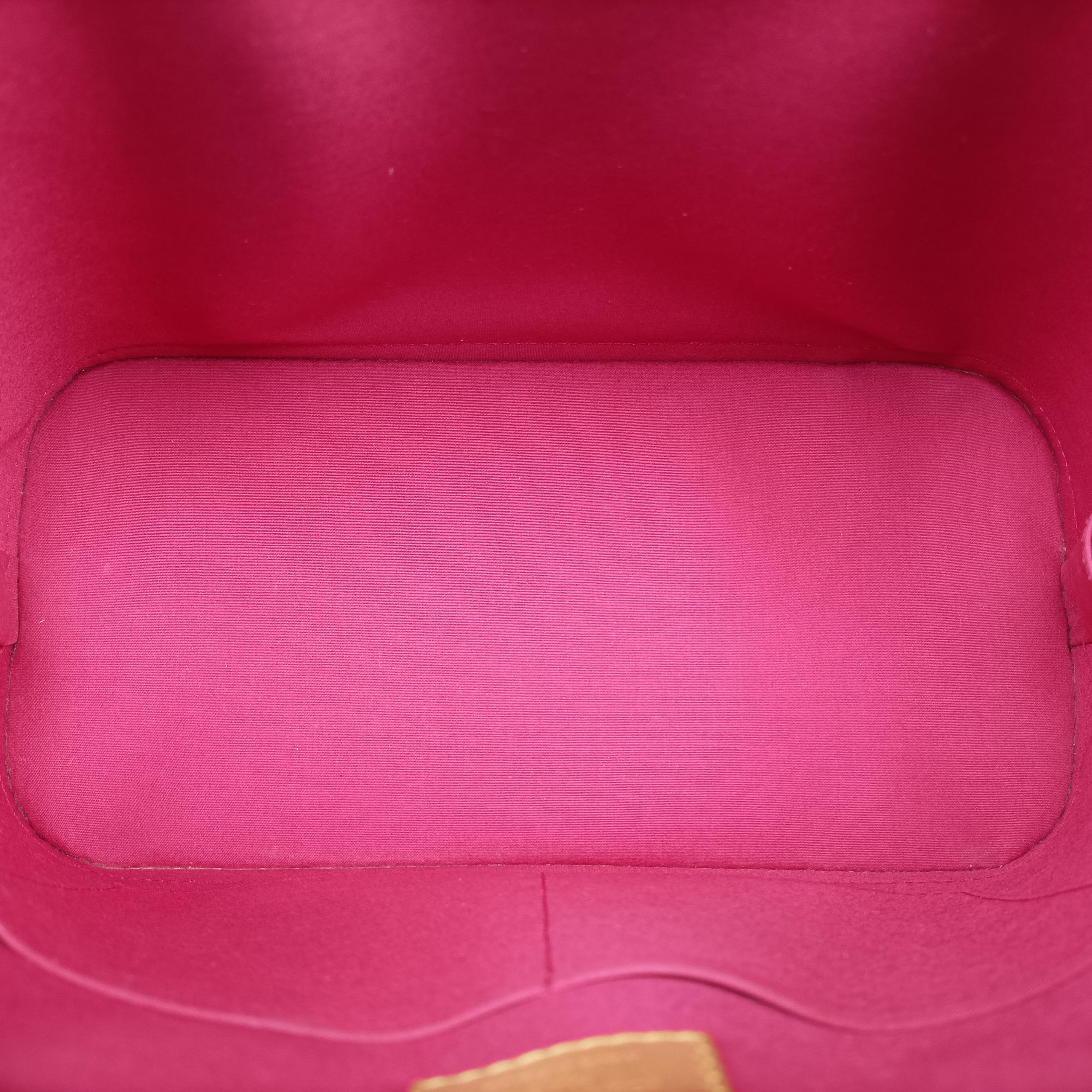 Vintage Louis Vuitton Alma PM pomme d'amour Vernis M90096 handbag | stylenewstar