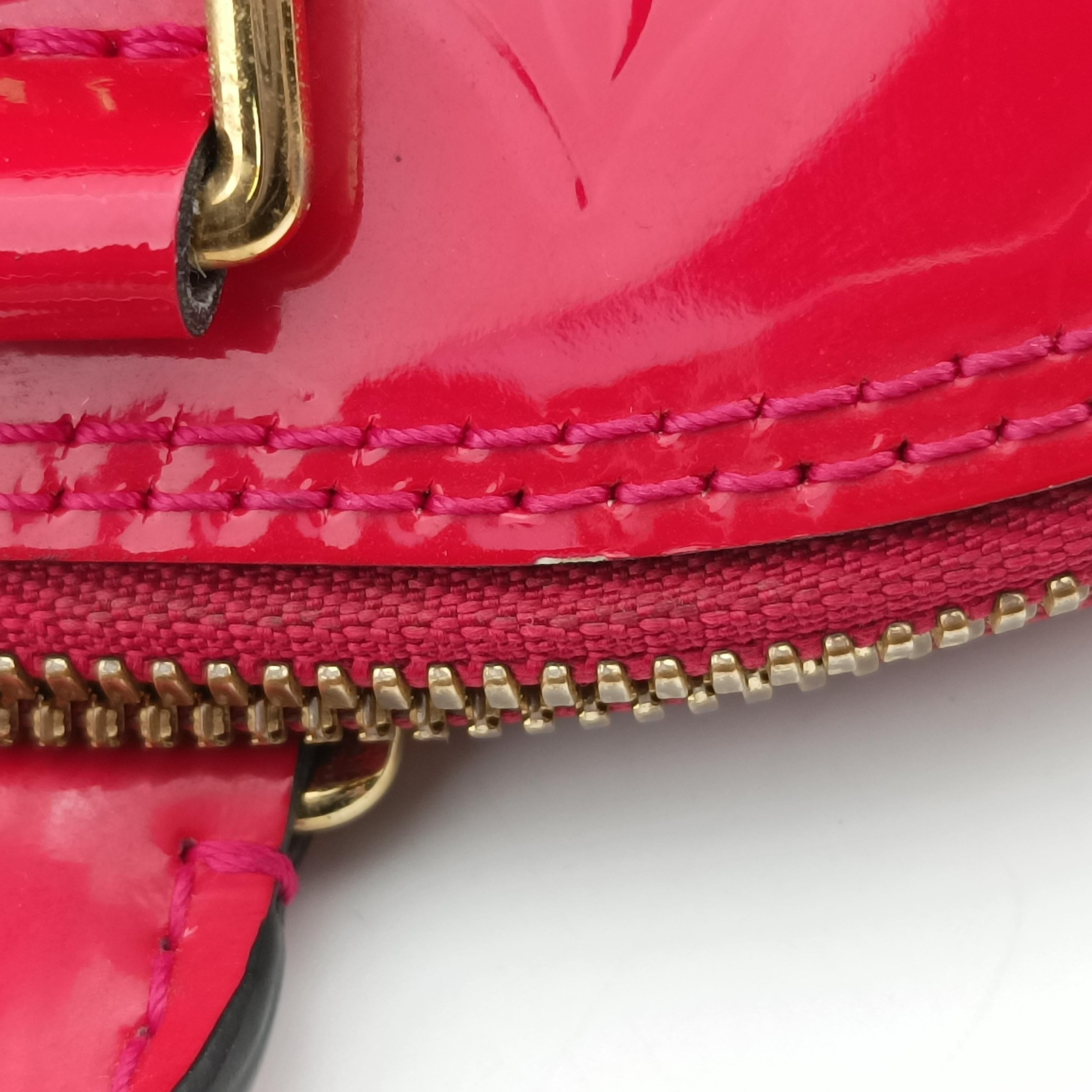 Vintage Louis Vuitton Alma PM pomme d'amour Vernis M90096 handbag | stylenewstar