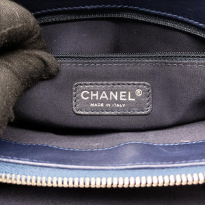 Pre-owned Chanel Paris-Venice Vinyl Lipstick Ligne Blue Patent Leather A47926 shoulderbag | stylenewstar