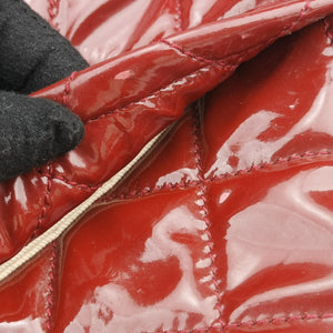 Pre-owned Chanel Matelasse Red Patent Leather A67292 shoulderbag | stylenewstar