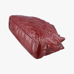 Pre-owned Chanel Matelasse Red Patent Leather A67292 shoulderbag | stylenewstar