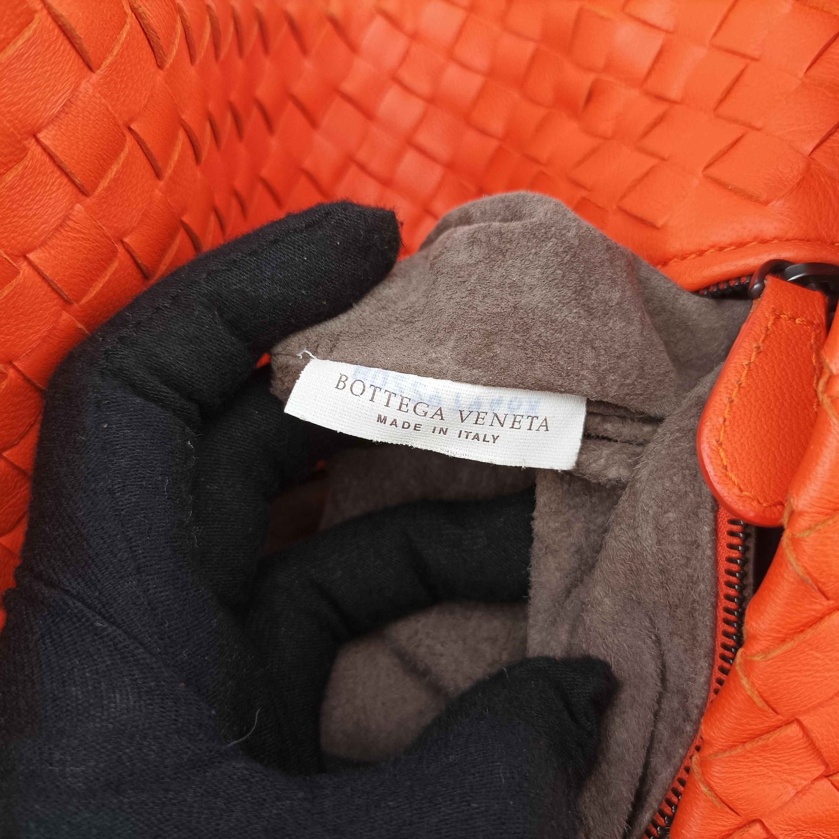 Pre-owned Bottega Veneta Cesta Intrecciato Orange lambskin  shoulderbag | stylenewstar