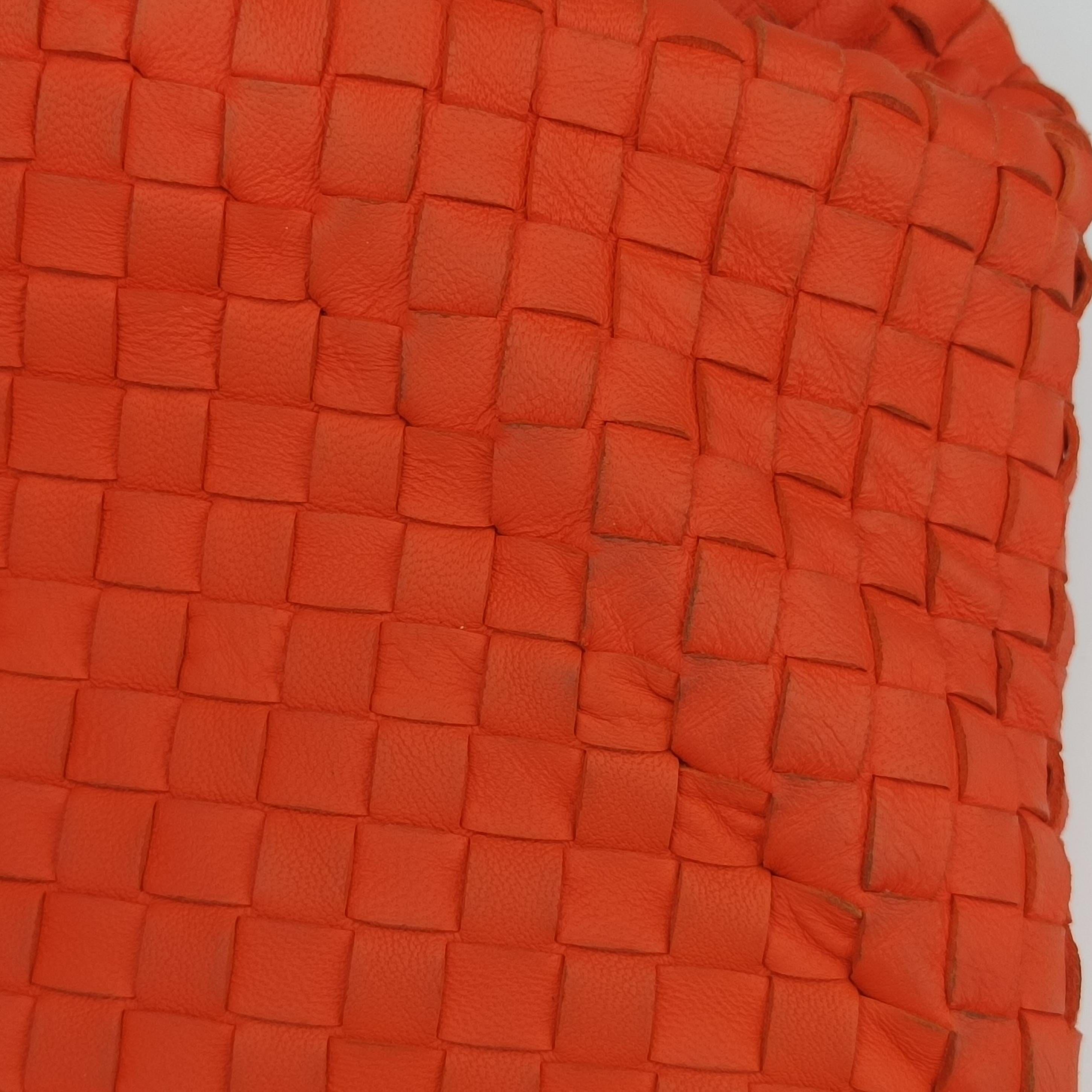 Pre-owned Bottega Veneta Cesta Intrecciato Orange lambskin  shoulderbag | stylenewstar
