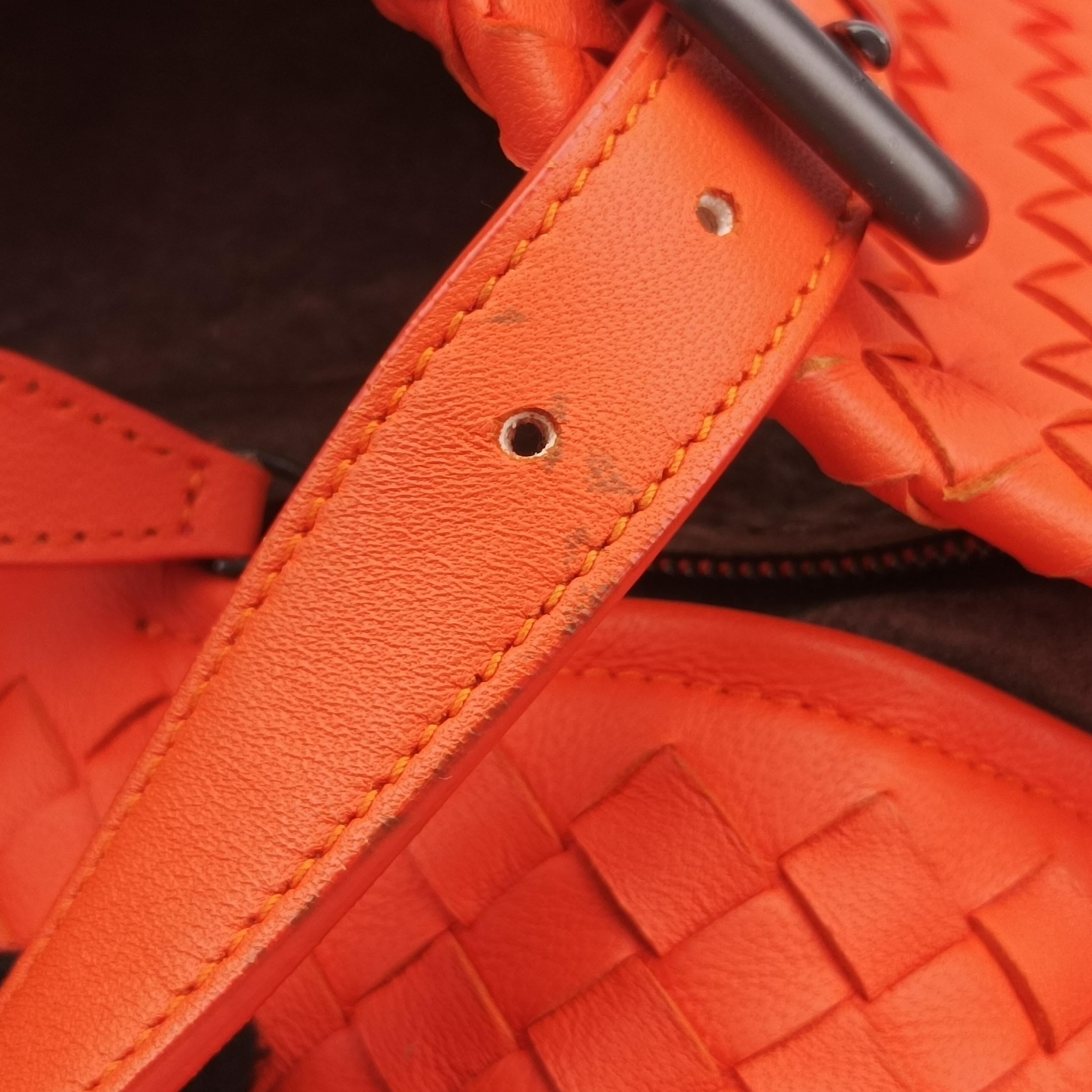 Pre-owned Bottega Veneta Cesta Intrecciato Orange lambskin  shoulderbag | stylenewstar