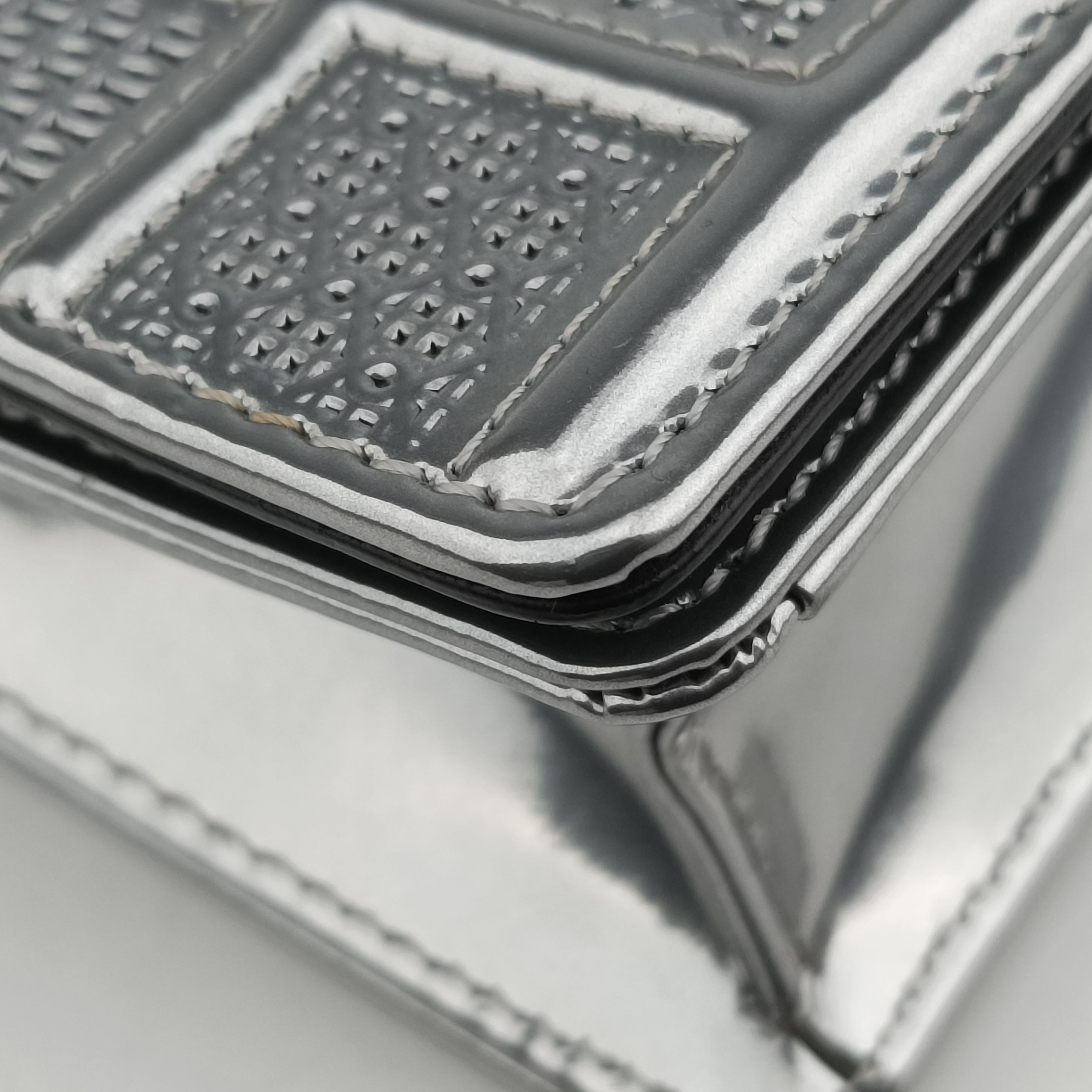 Pre-owned Christian Dior Diorama Silver Leather  shoulderbag | stylenewstar